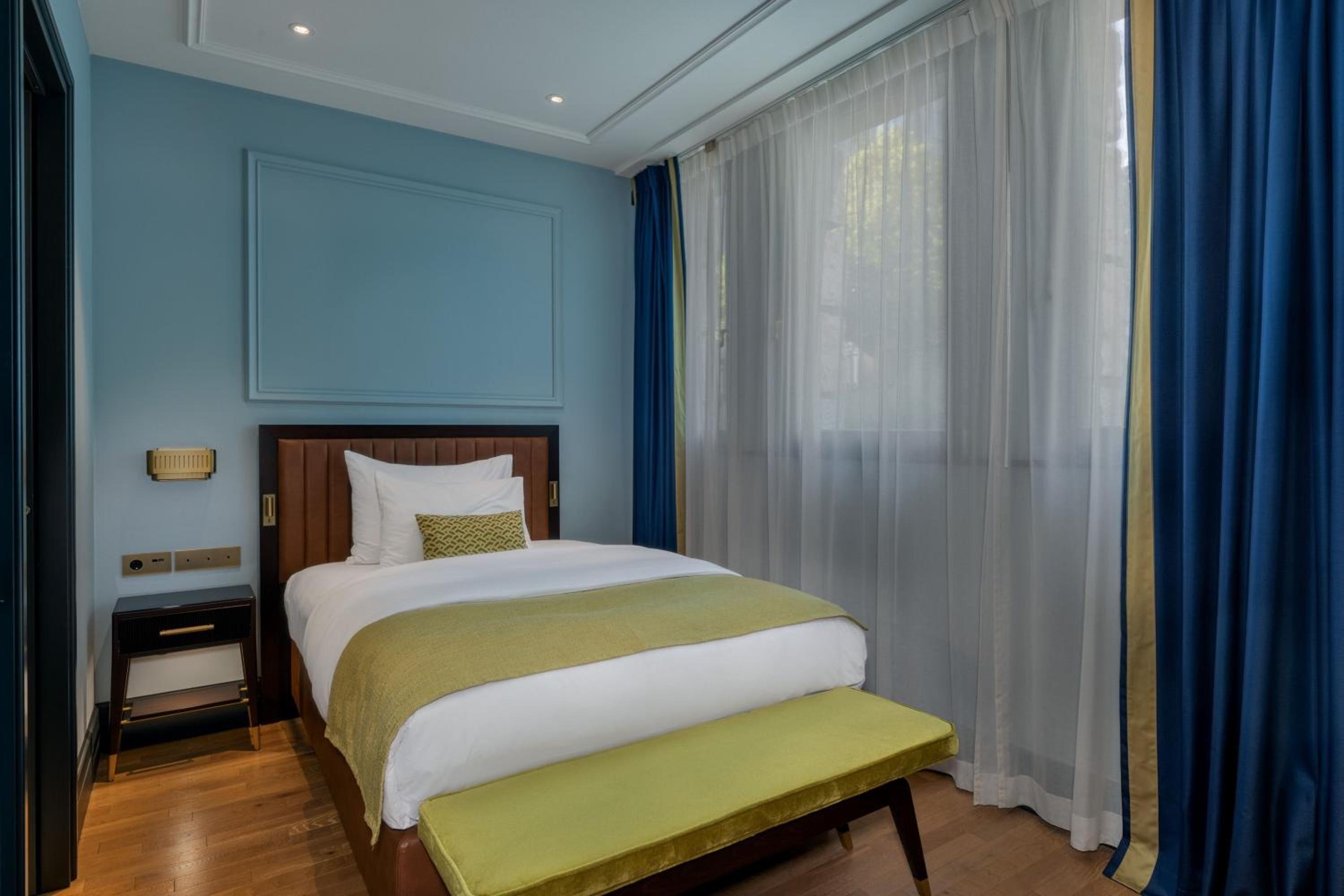 Small Standard Single Room