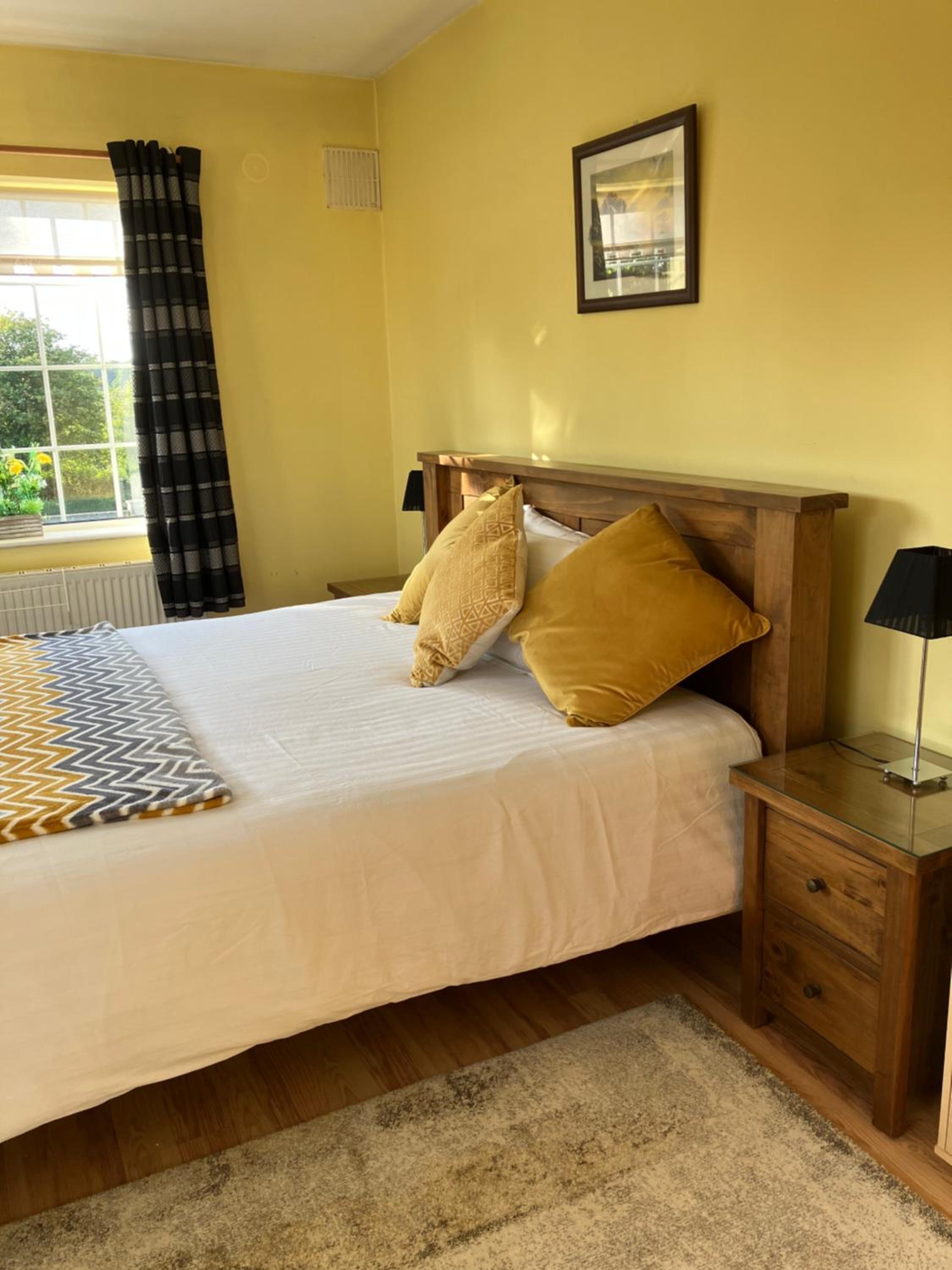 Deluxe Family Room - Photo 3