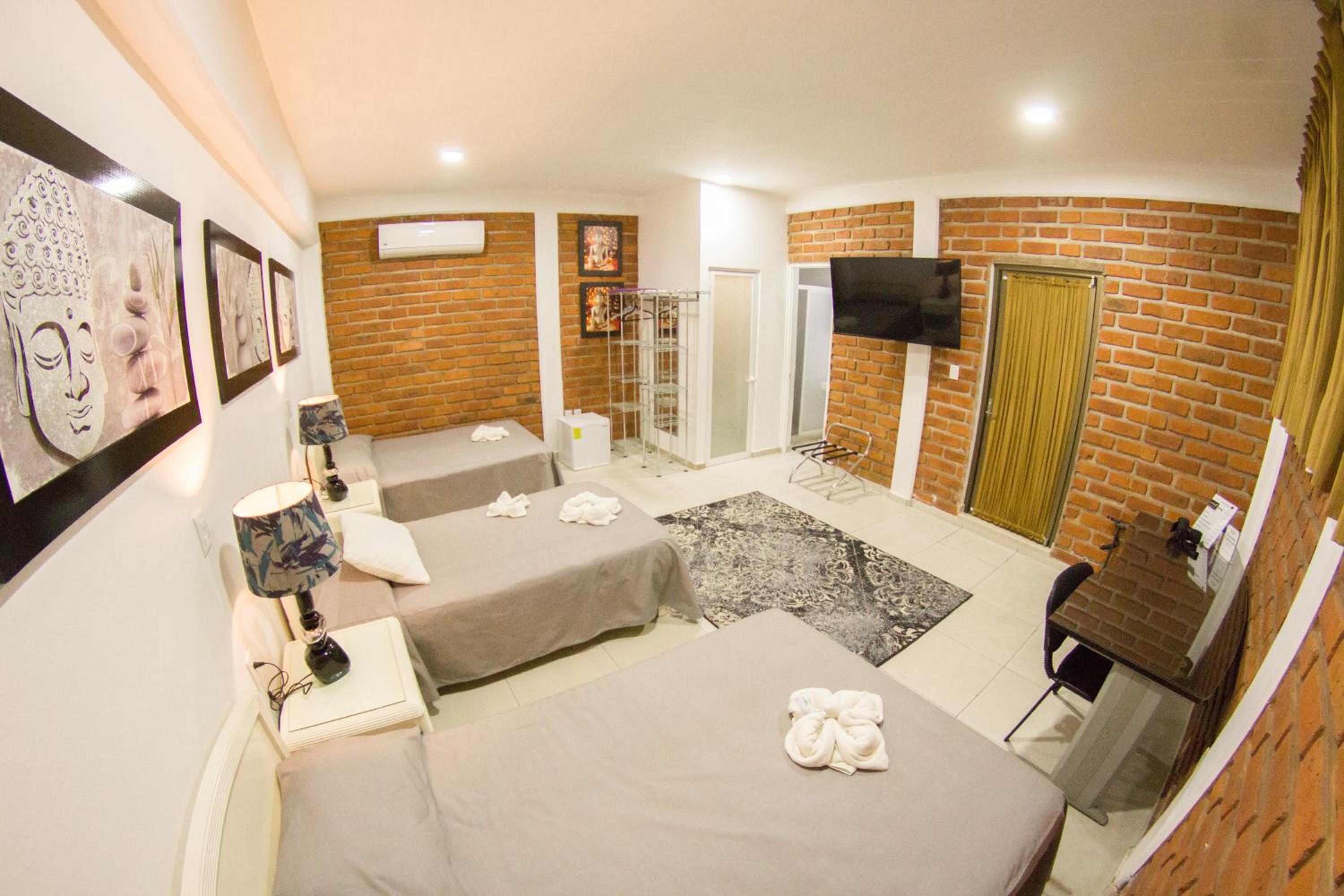 Family Room photo 1