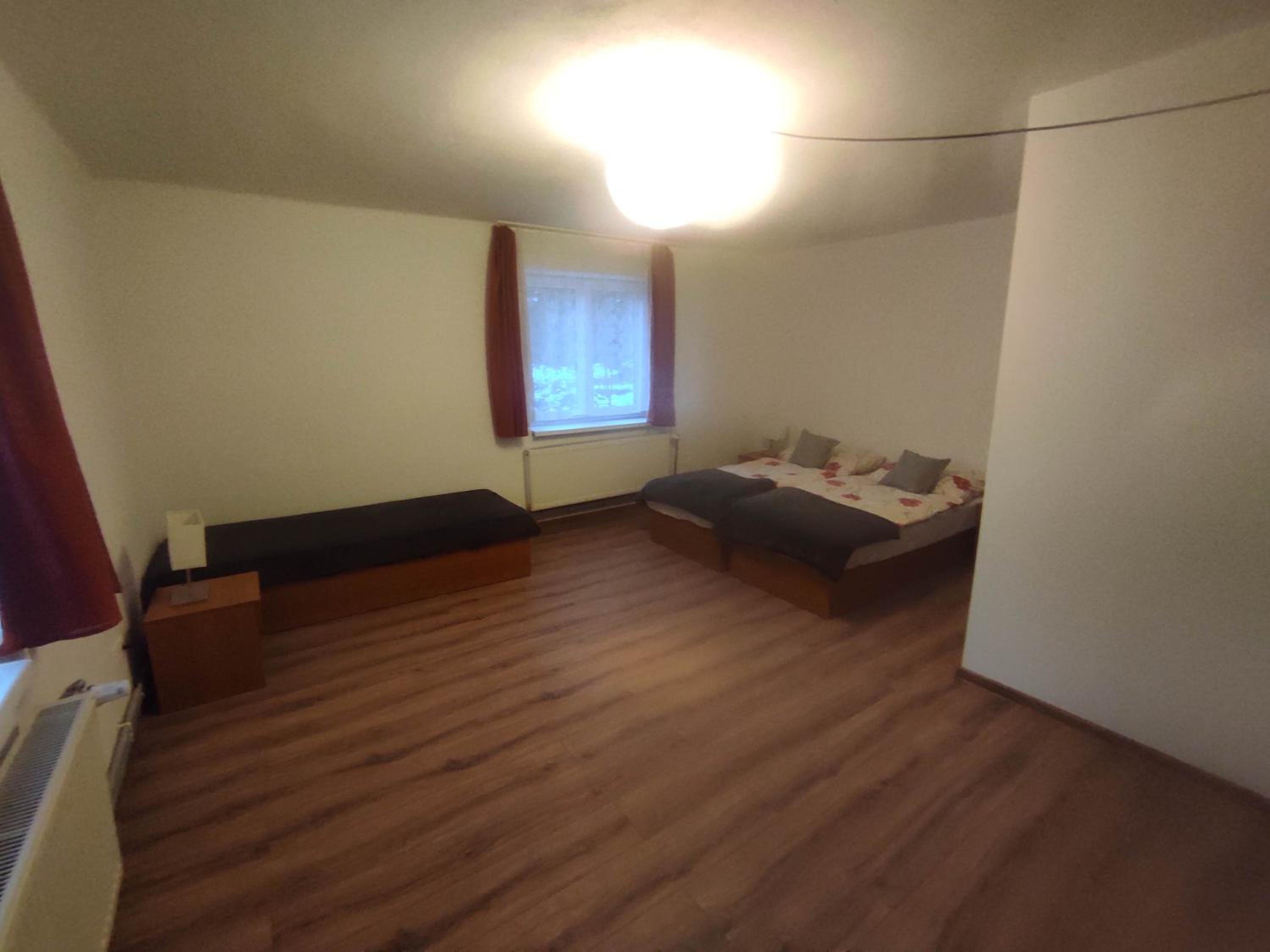 Apartment photo 2