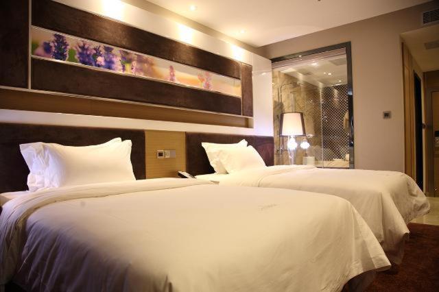 Mainland Chinese Citizens - Deluxe Twin Room photo 1