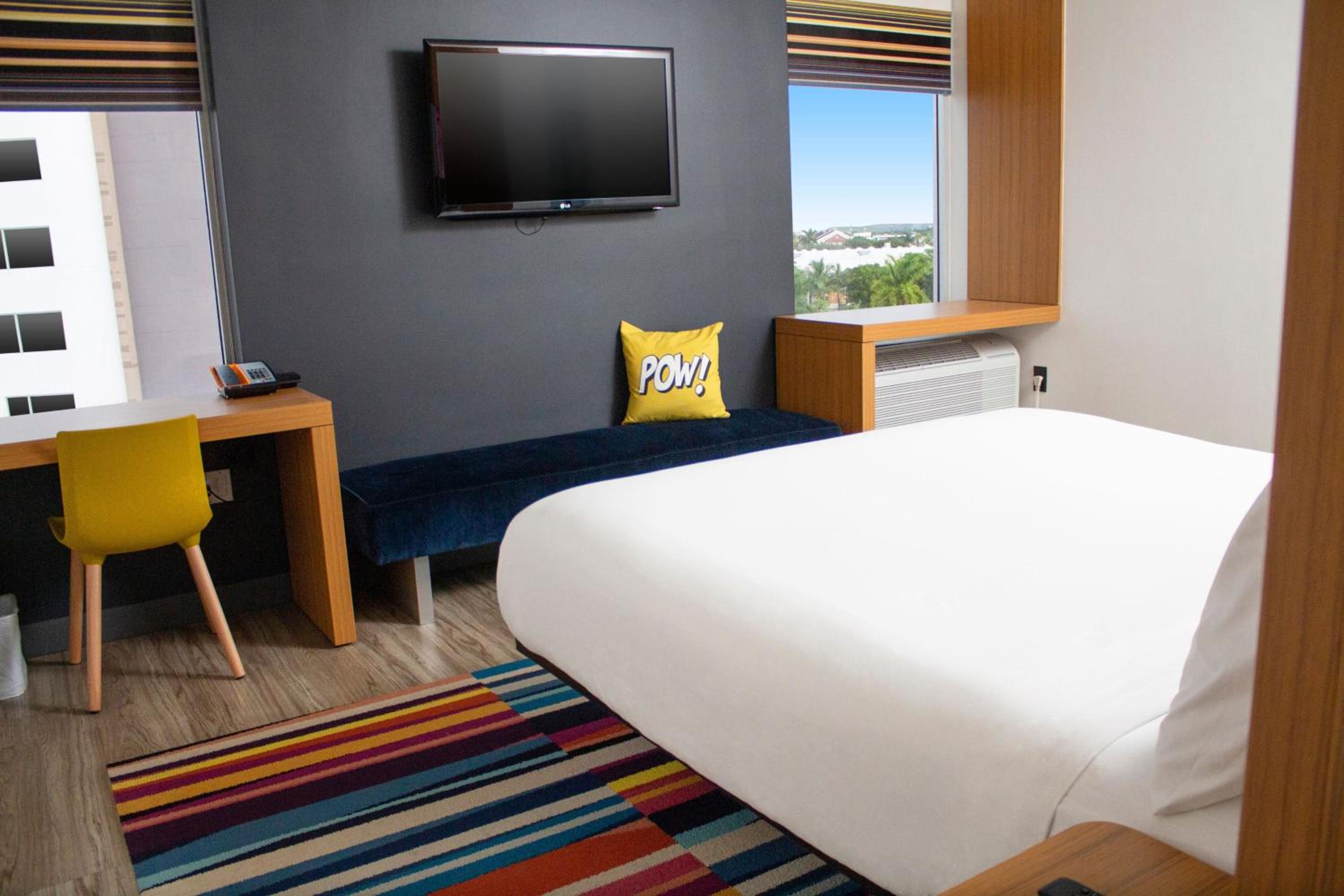 King Guest Room photo 2