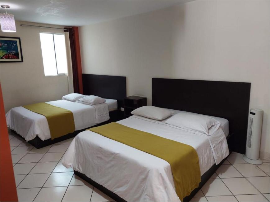 Twin Room with Private Bathroom photo 1