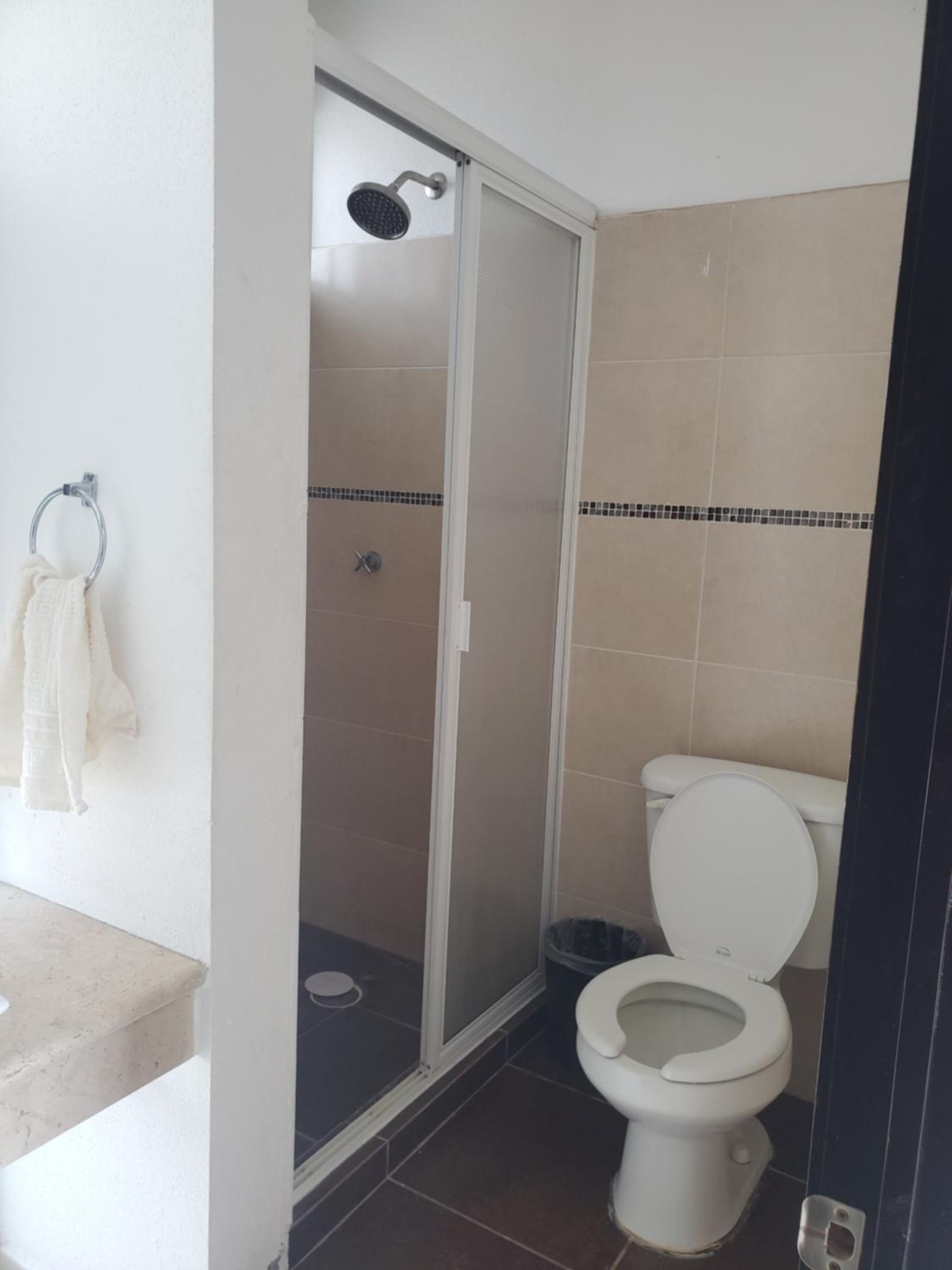 One-Bedroom House photo 2