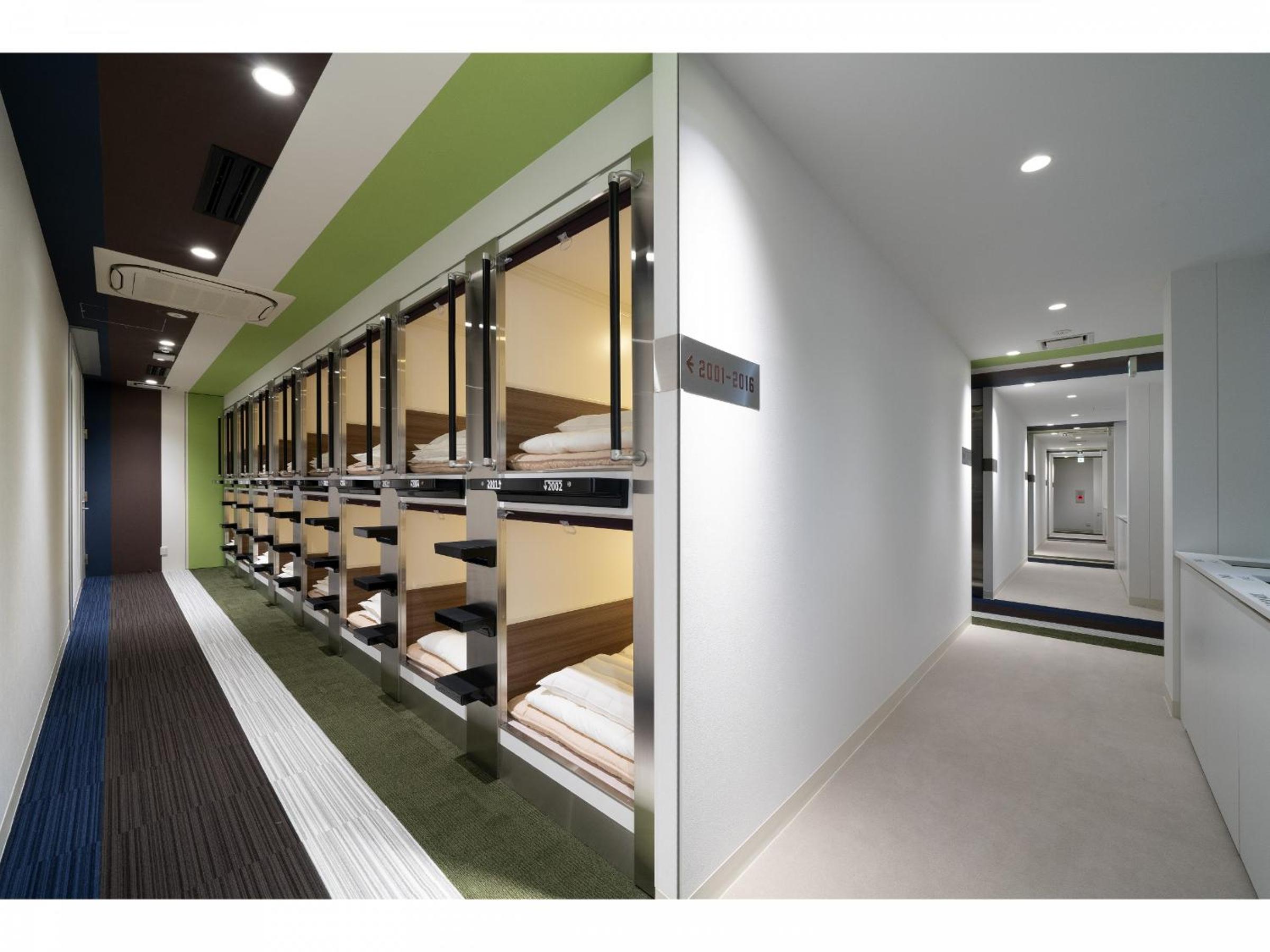 Capsule Room for Female