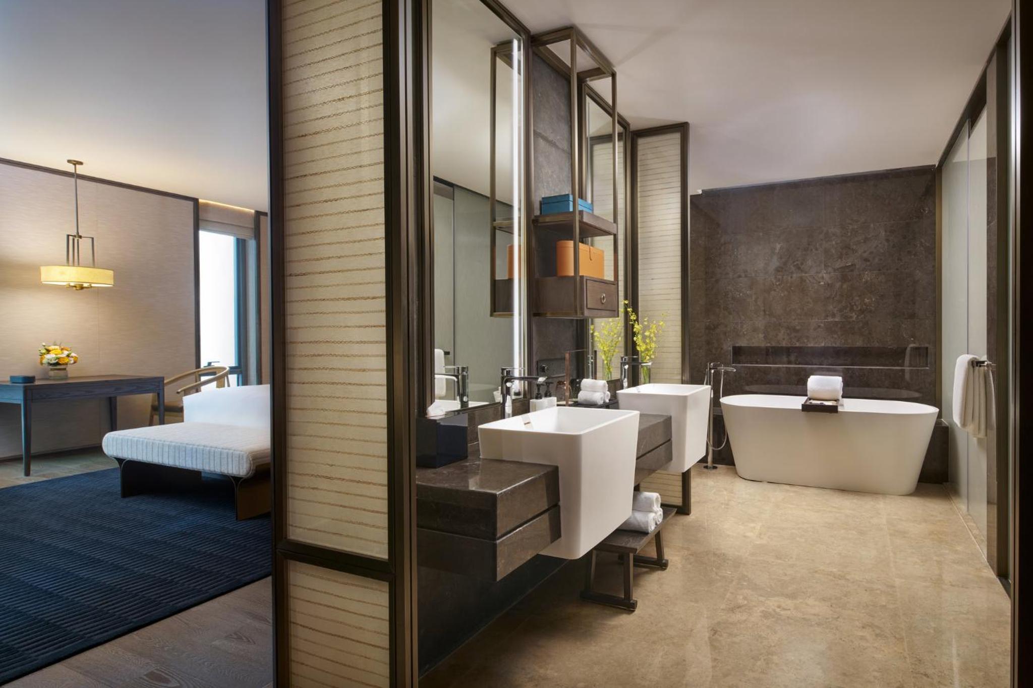 Premium King Room