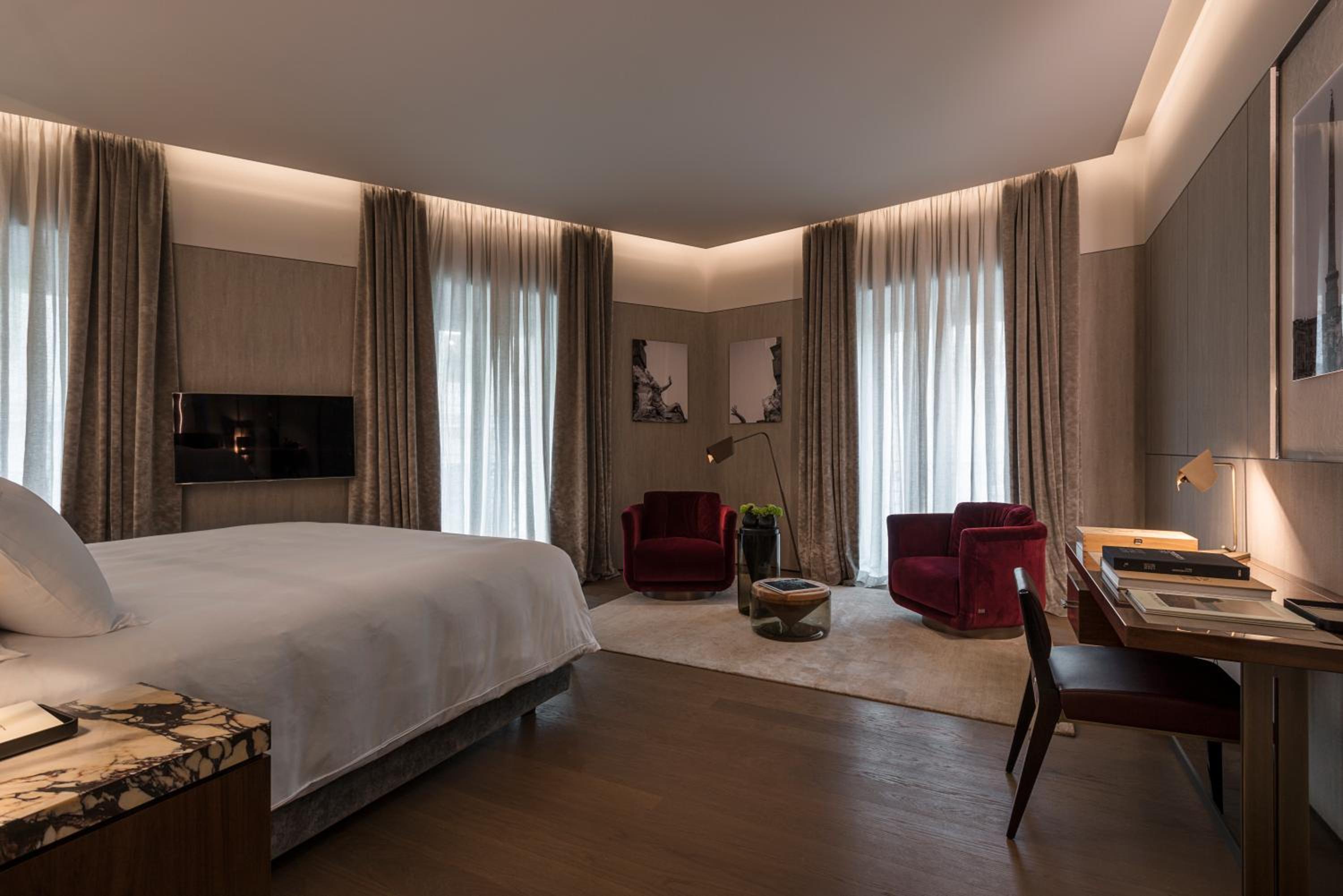 Deluxe Suite 3 photo 2