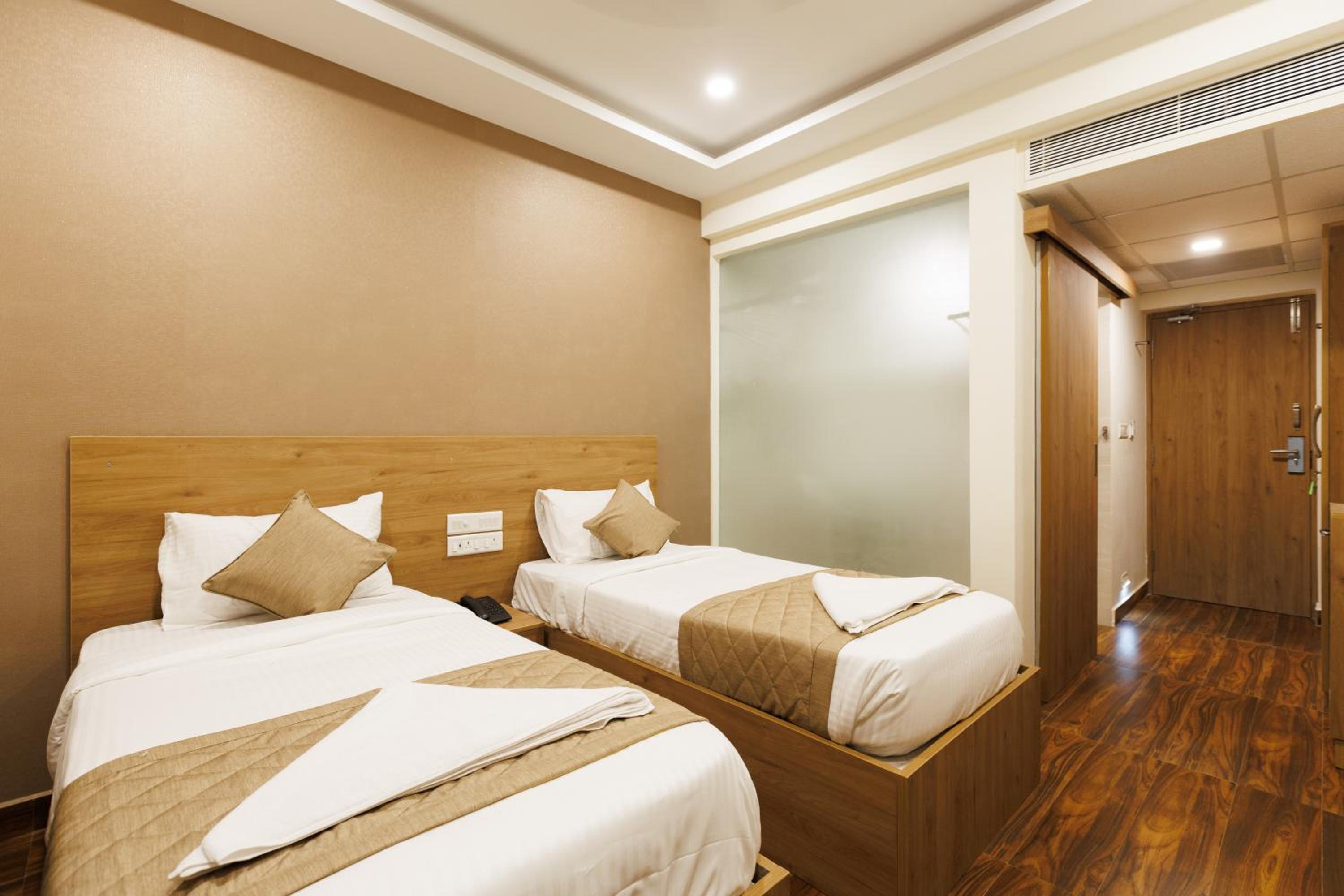 Double or Twin Room - Photo 1