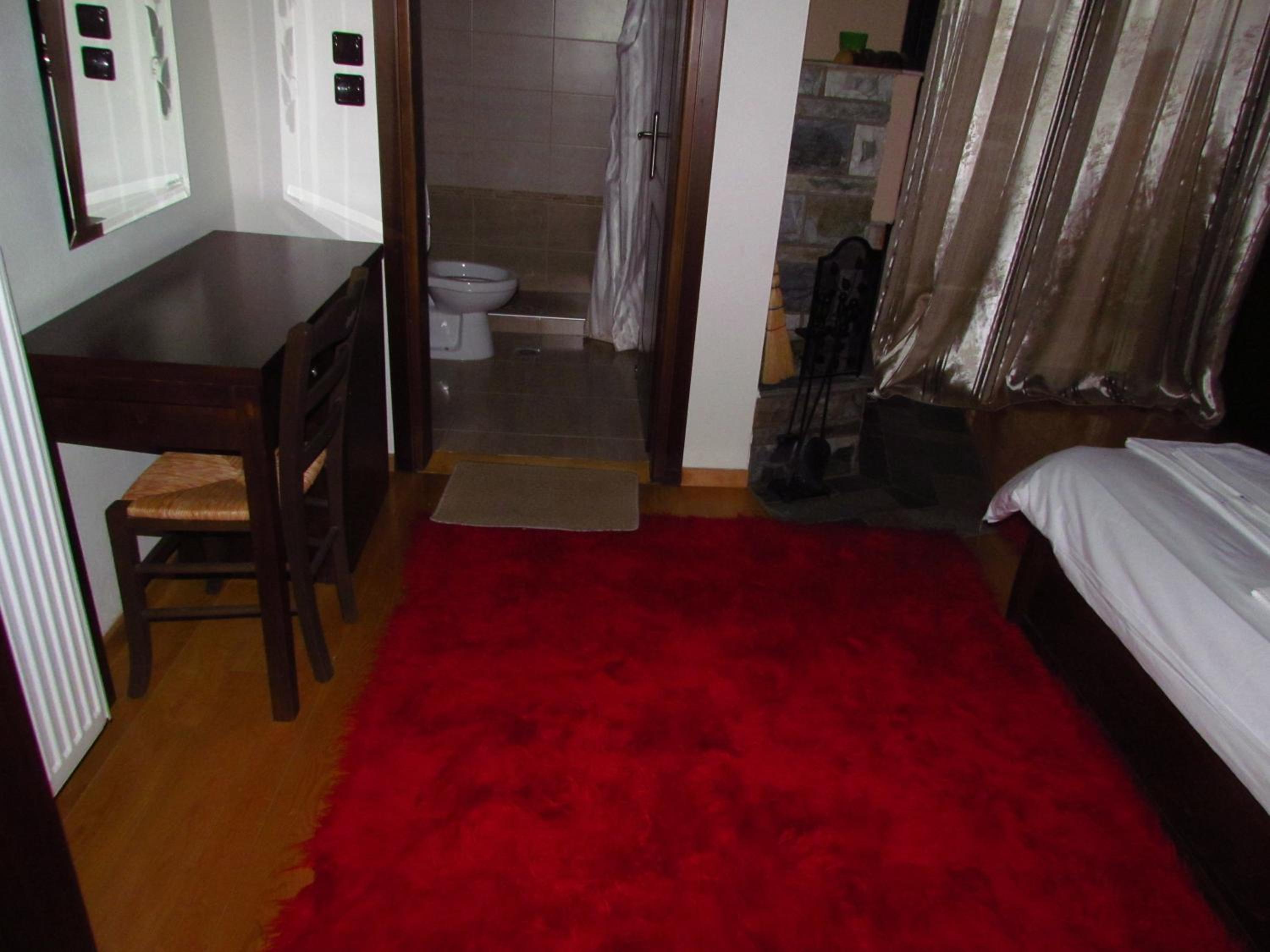 Basic Double Room - Photo 7