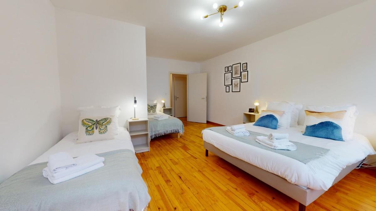 One-Bedroom Apartment photo 1