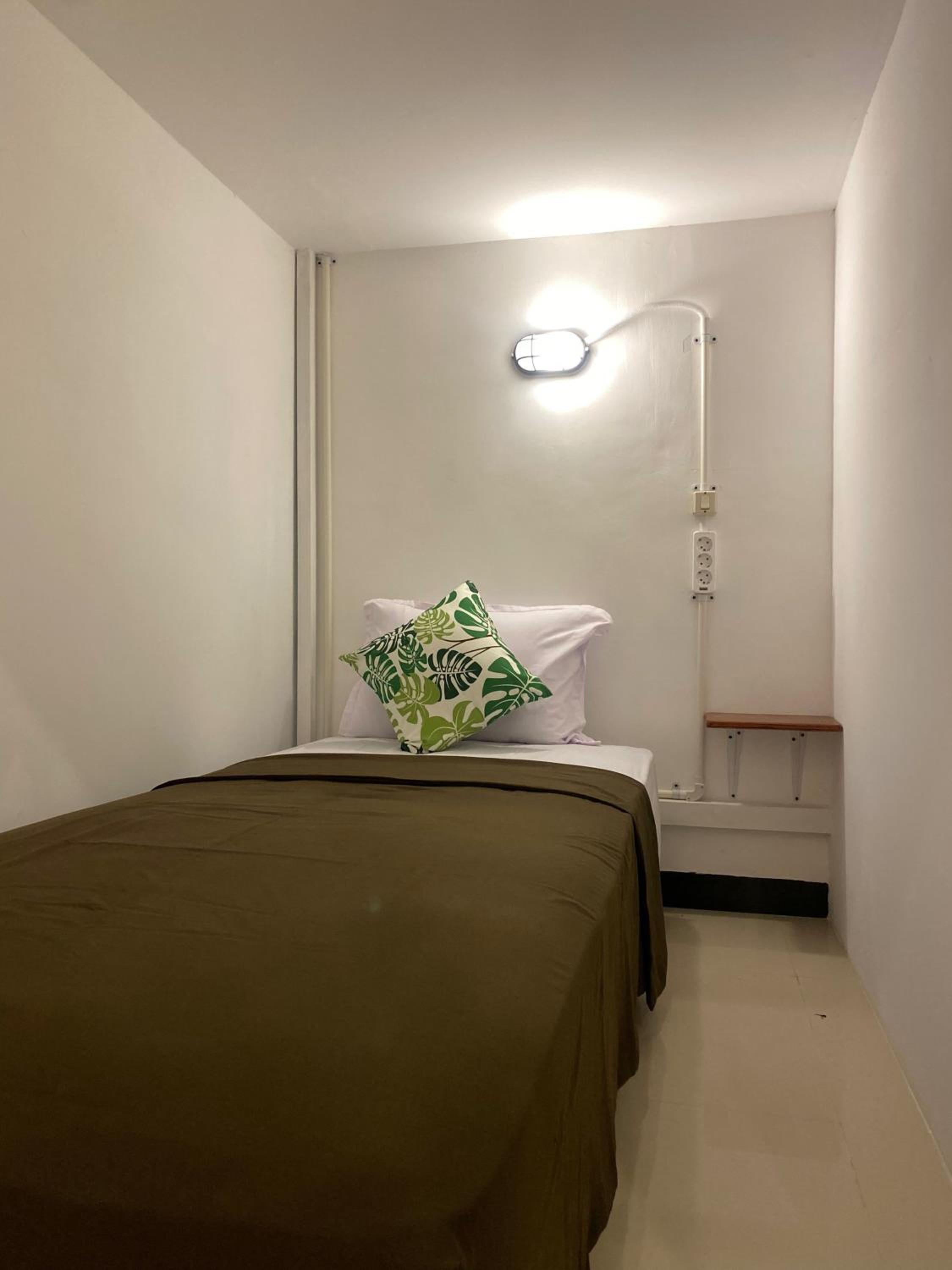 Bed in 4-Bed Mixed Dormitory Room photo 1