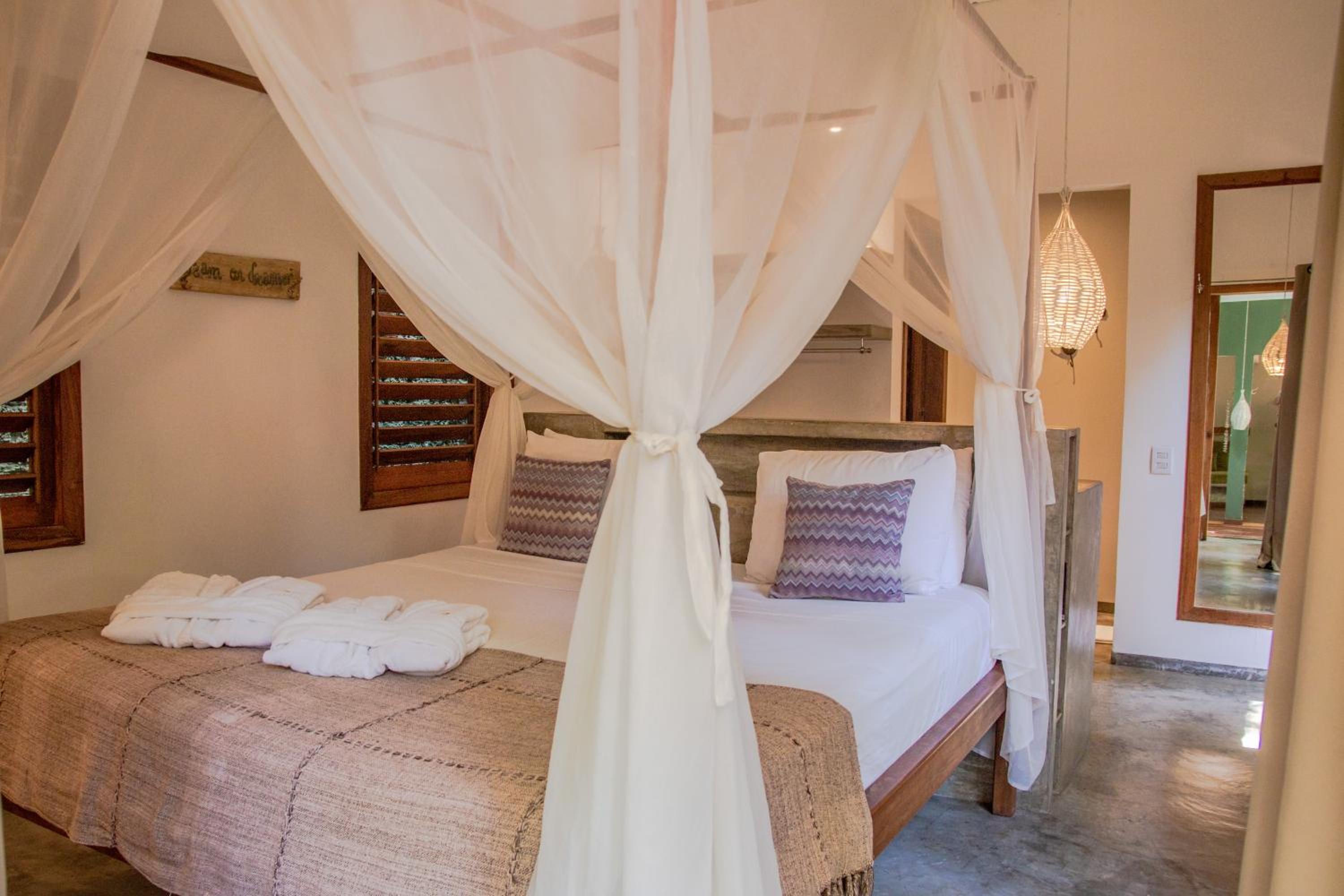 Private Villa with Pool and Jacuzzi