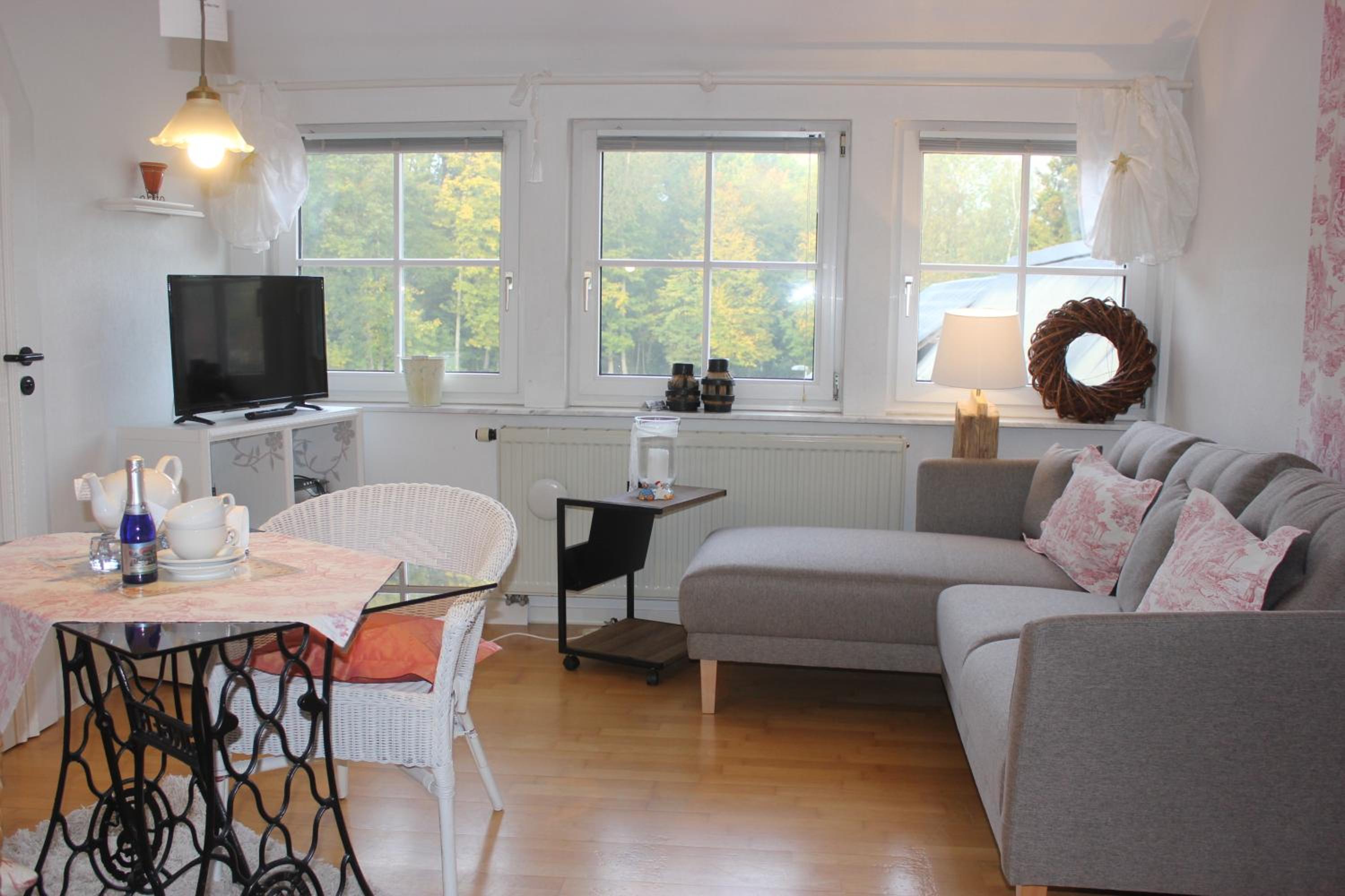 Apartment photo 1