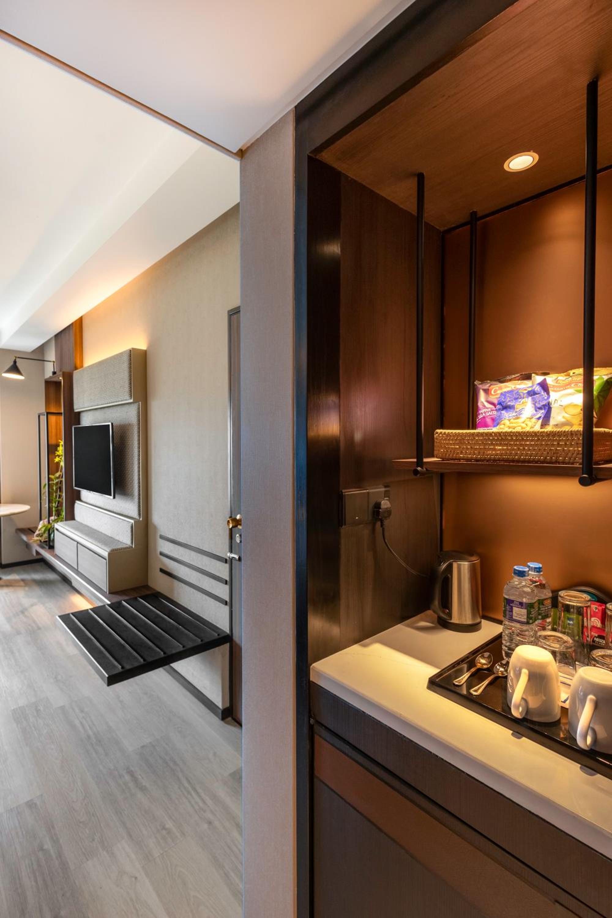 Superior King Room - Photo 3