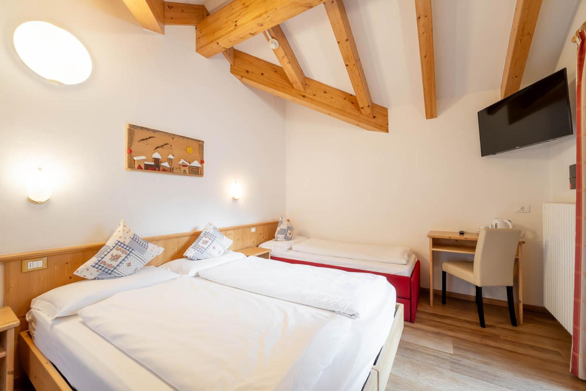 Triple Room with Mountain View - Photo 1