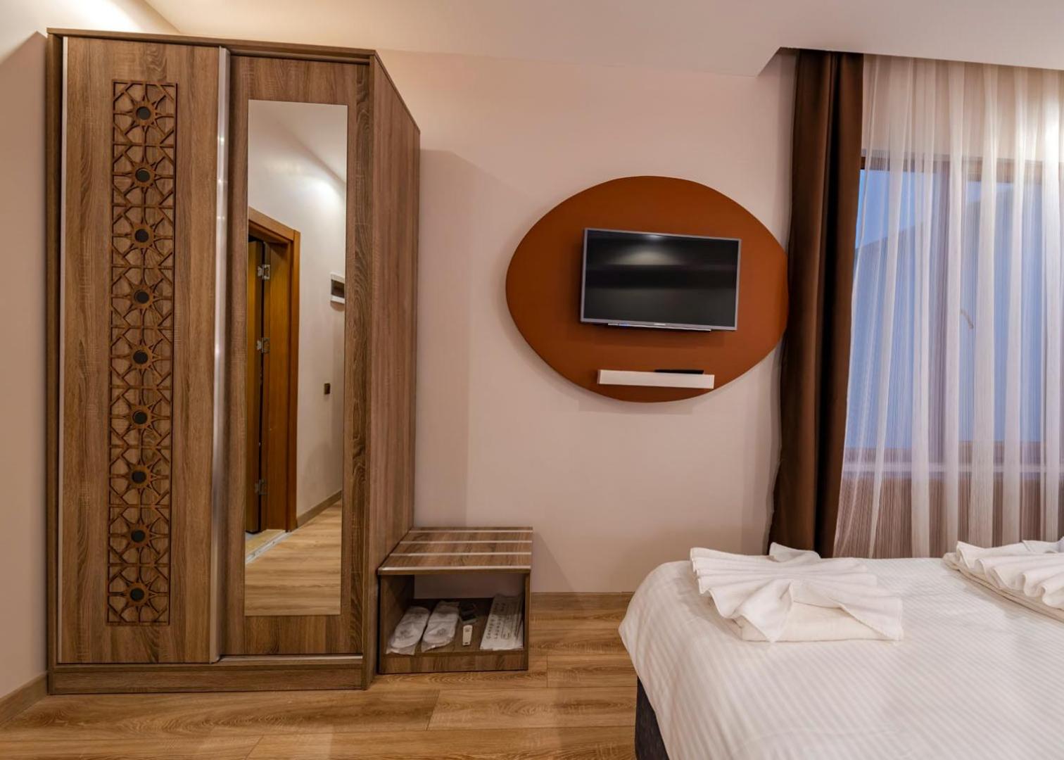 Twin Room With Private Bathroom photo 1