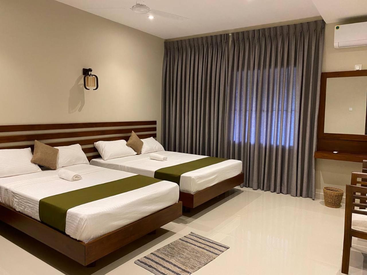 Deluxe Family Room photo 1