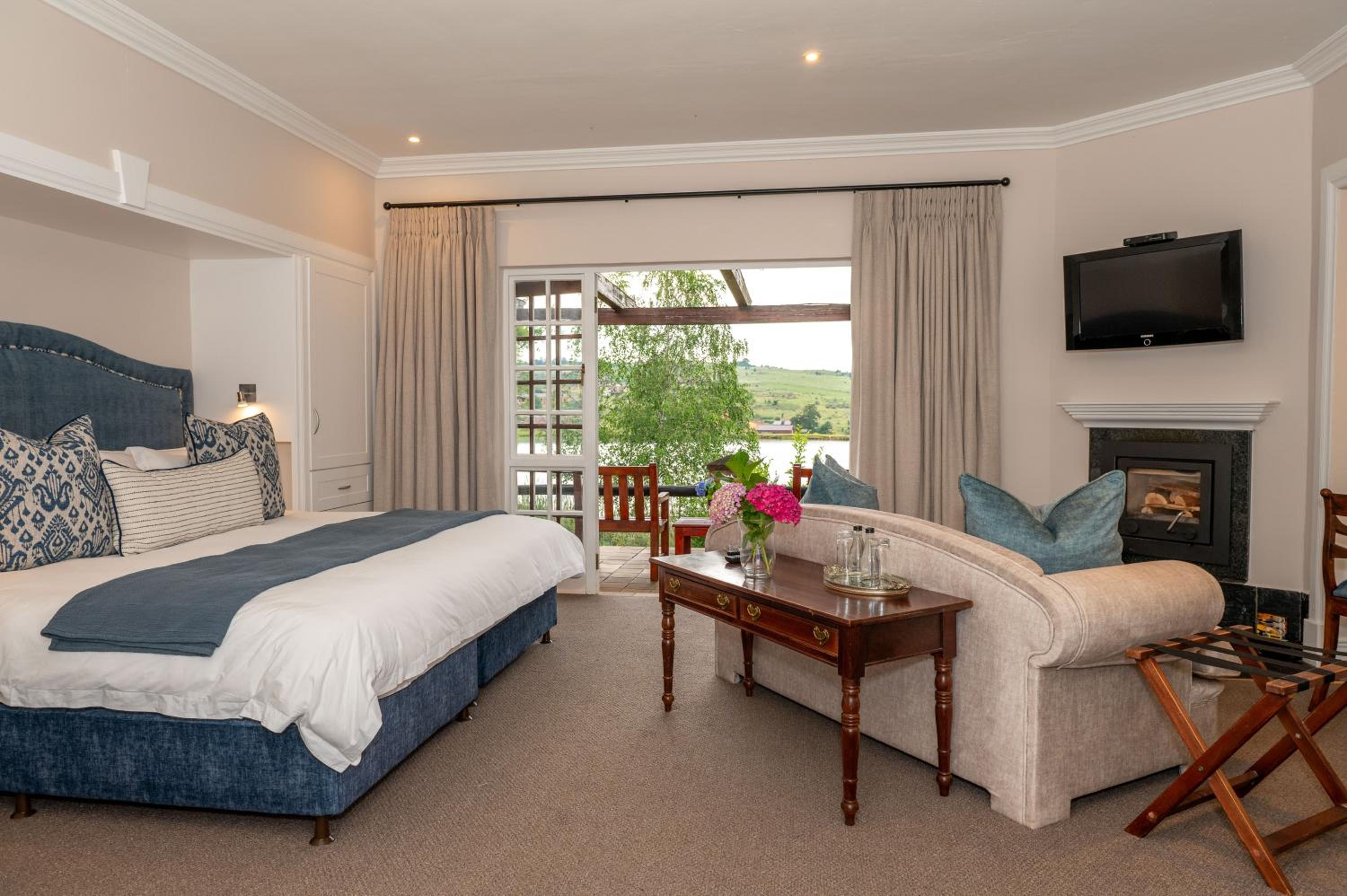 Luxury Room photo 3