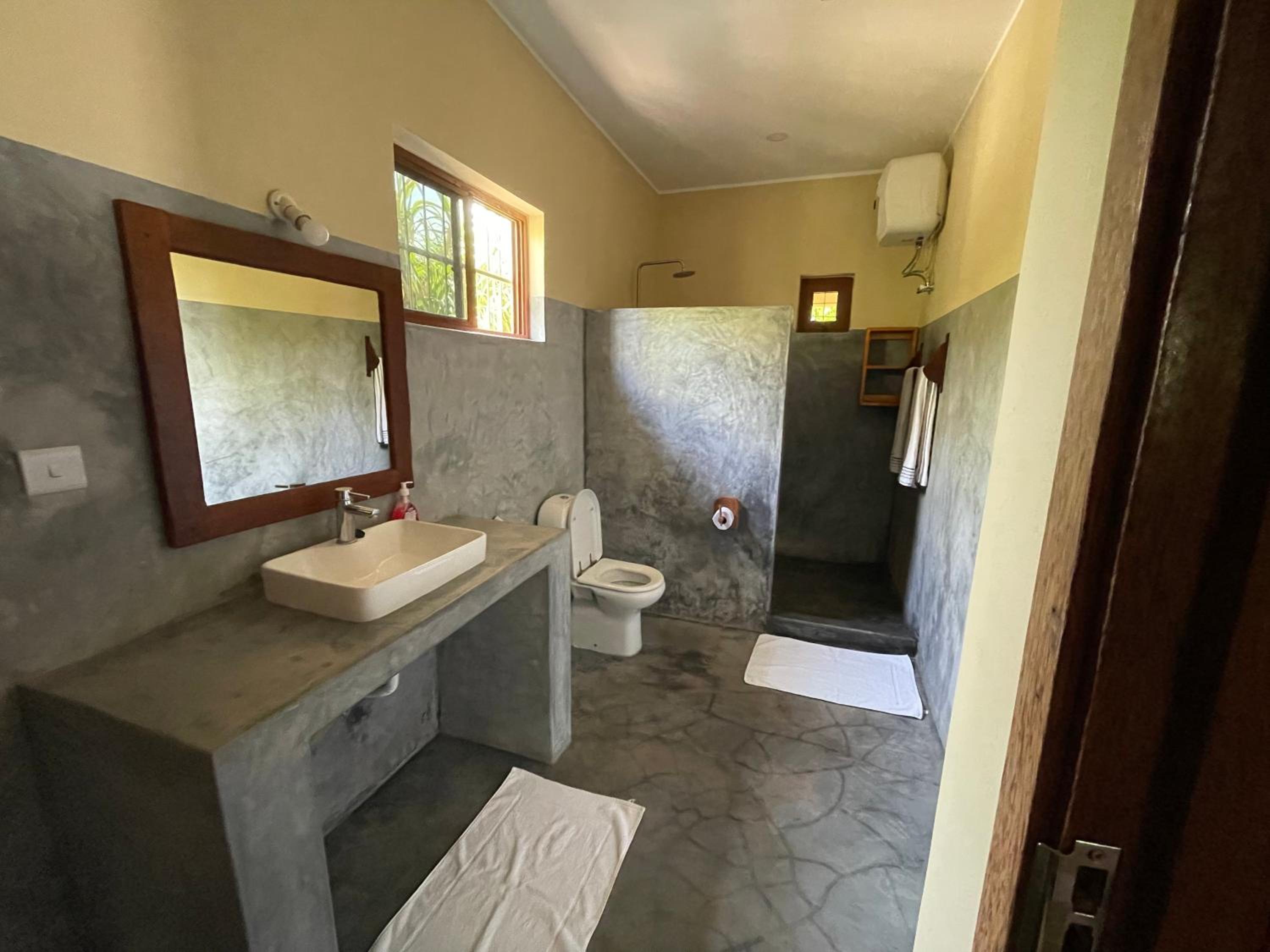 One-Bedroom Apartment - Photo 117
