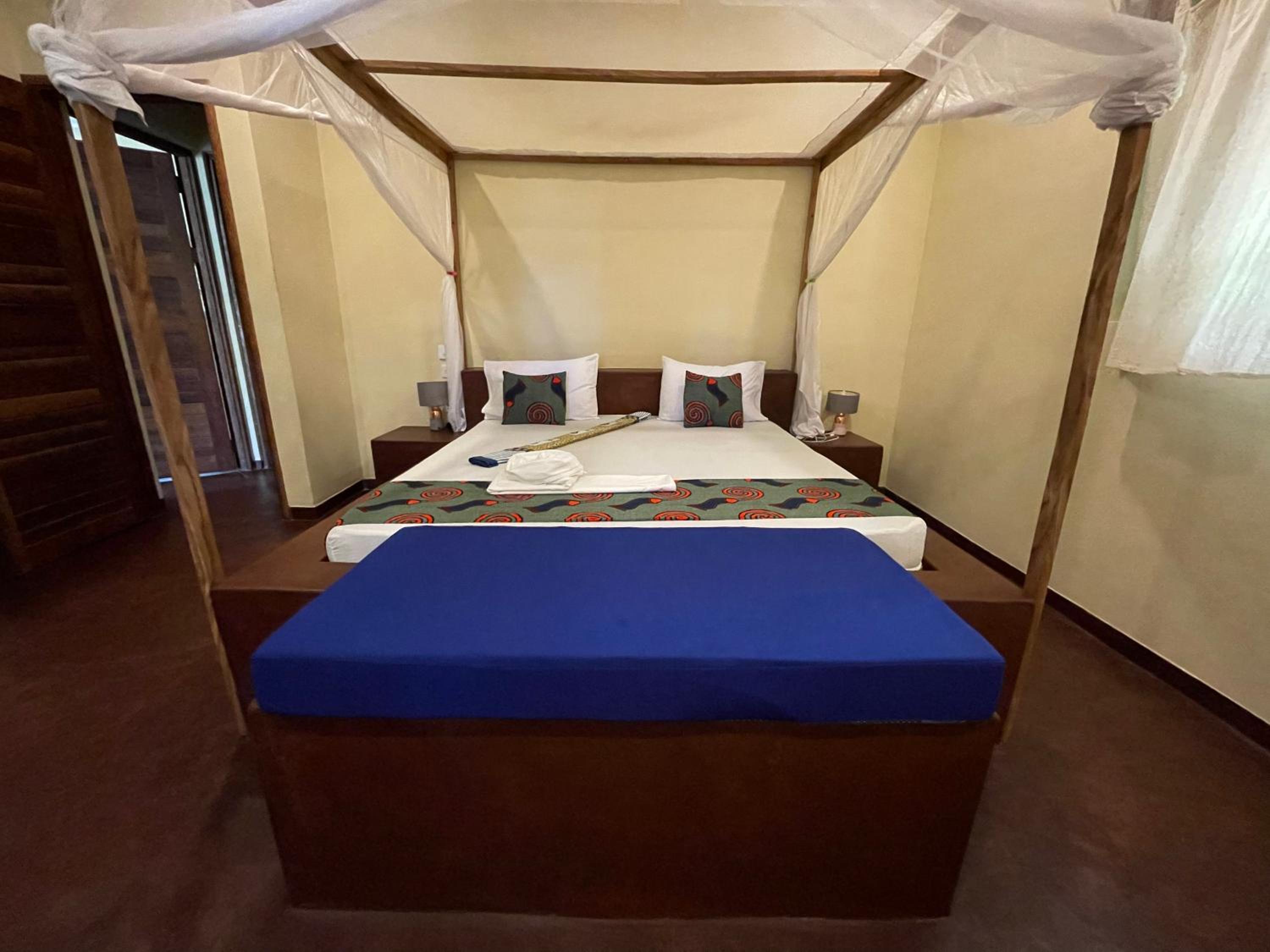 One-Bedroom Apartment - Photo 20