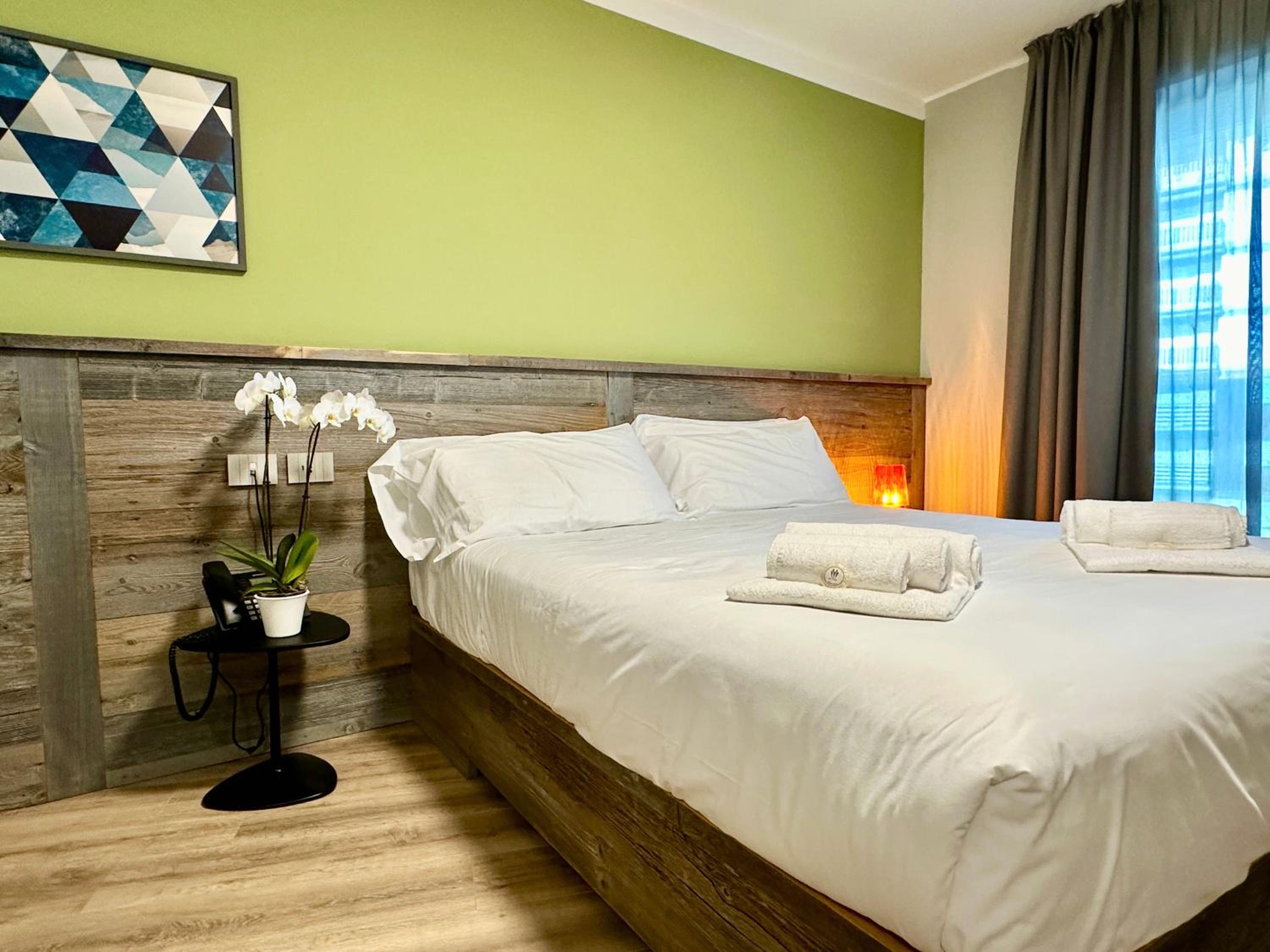 Double or Twin Room - Photo 11