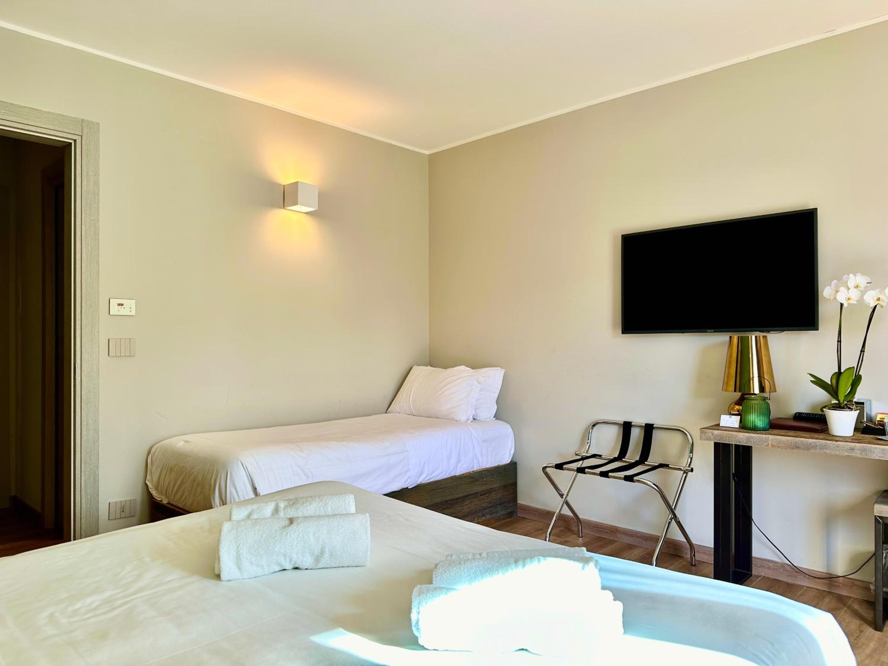 Triple Room - Photo 2