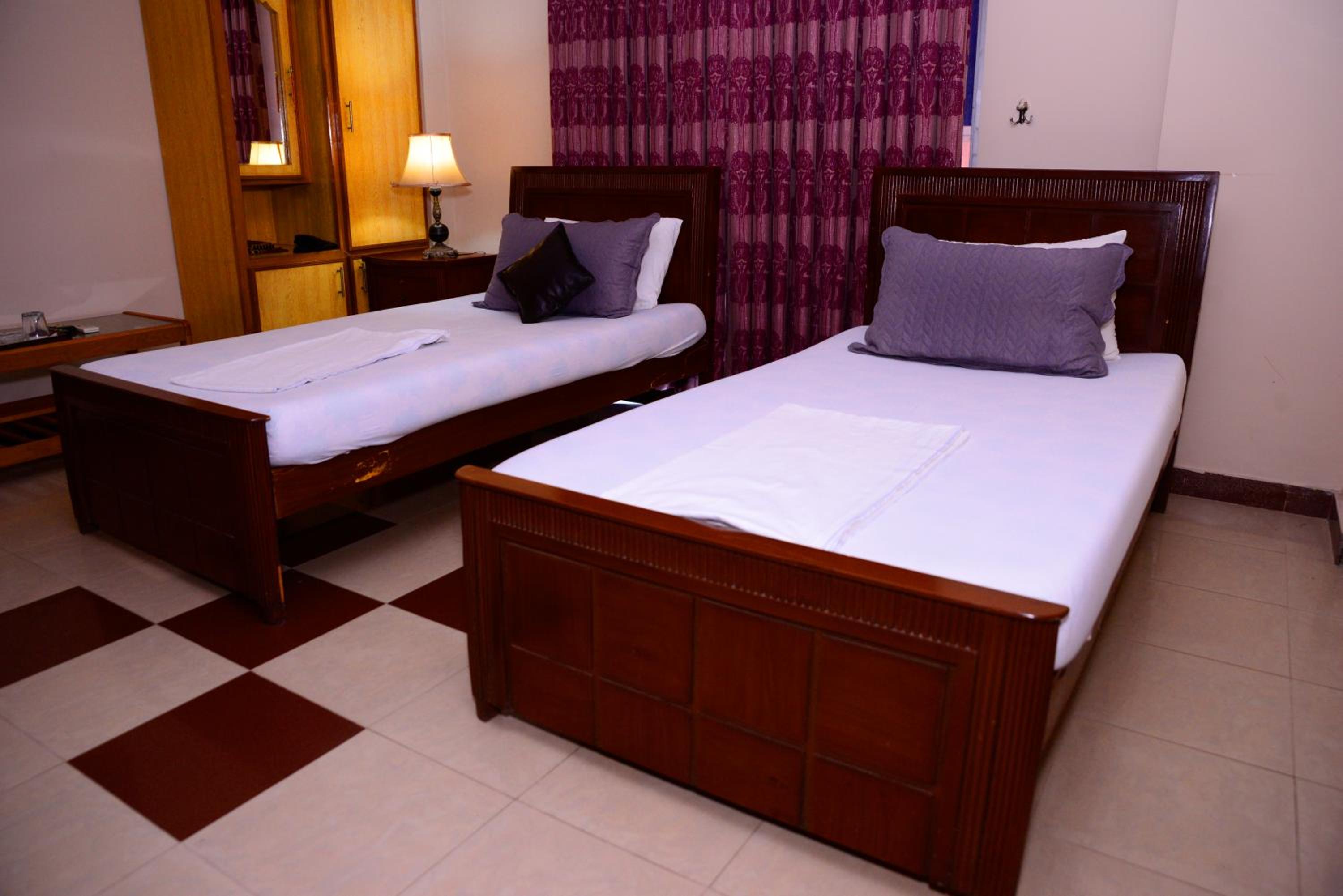 Standard Twin Room photo 1