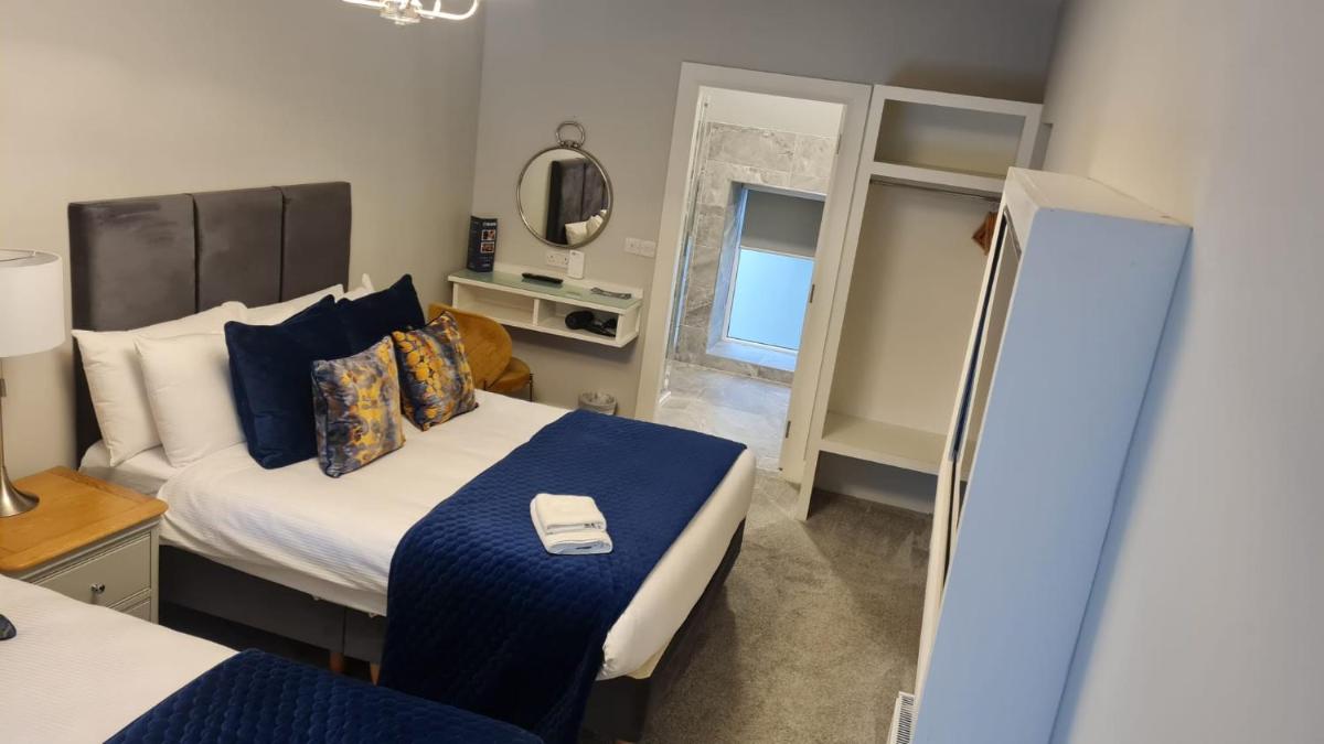 Double or Twin Room photo 1