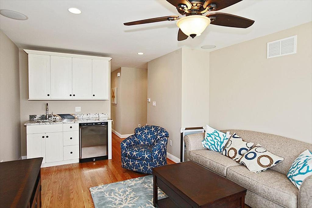 Four-Bedroom Holiday Home photo 1