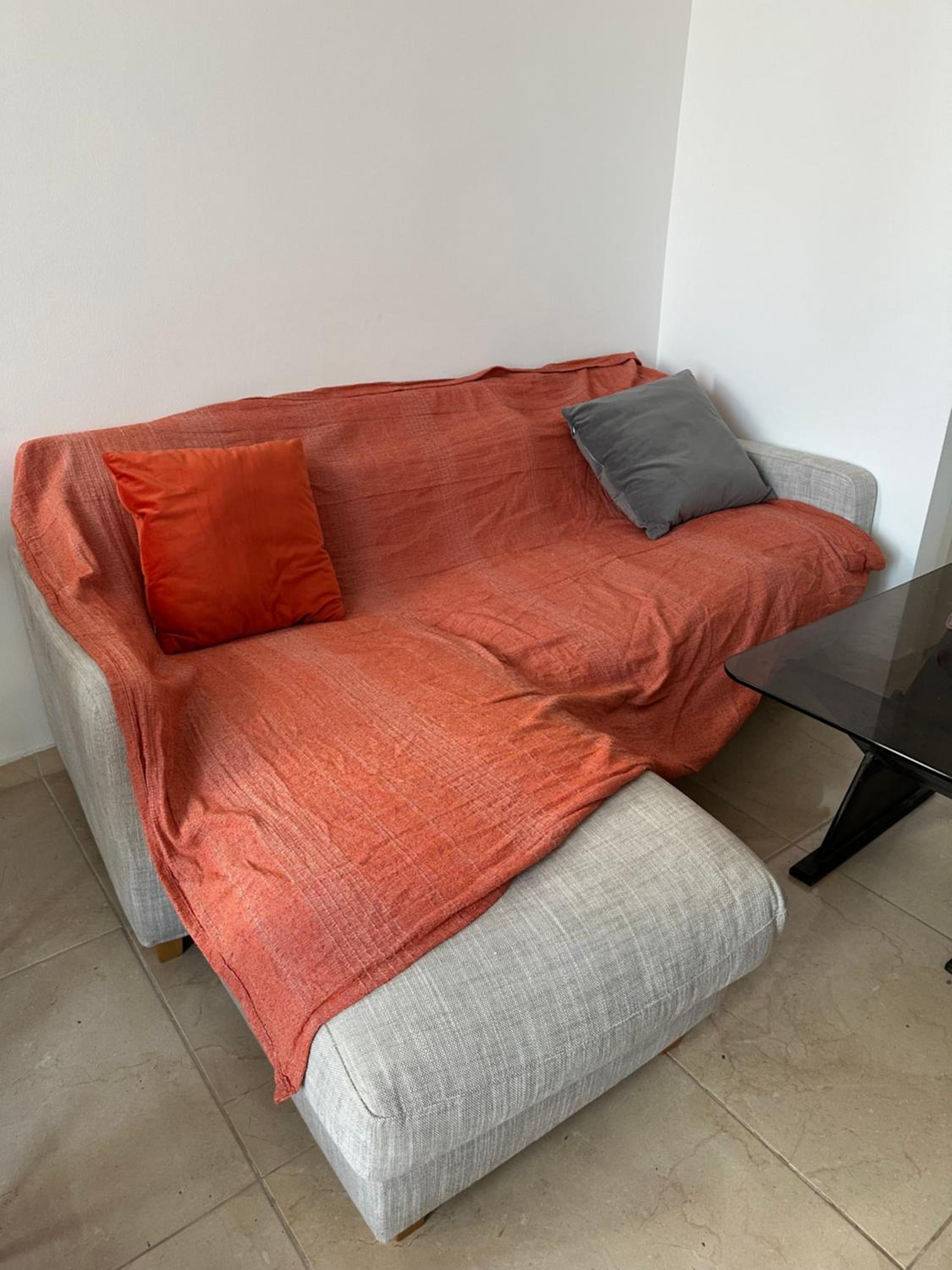 One-Bedroom Apartment photo 2