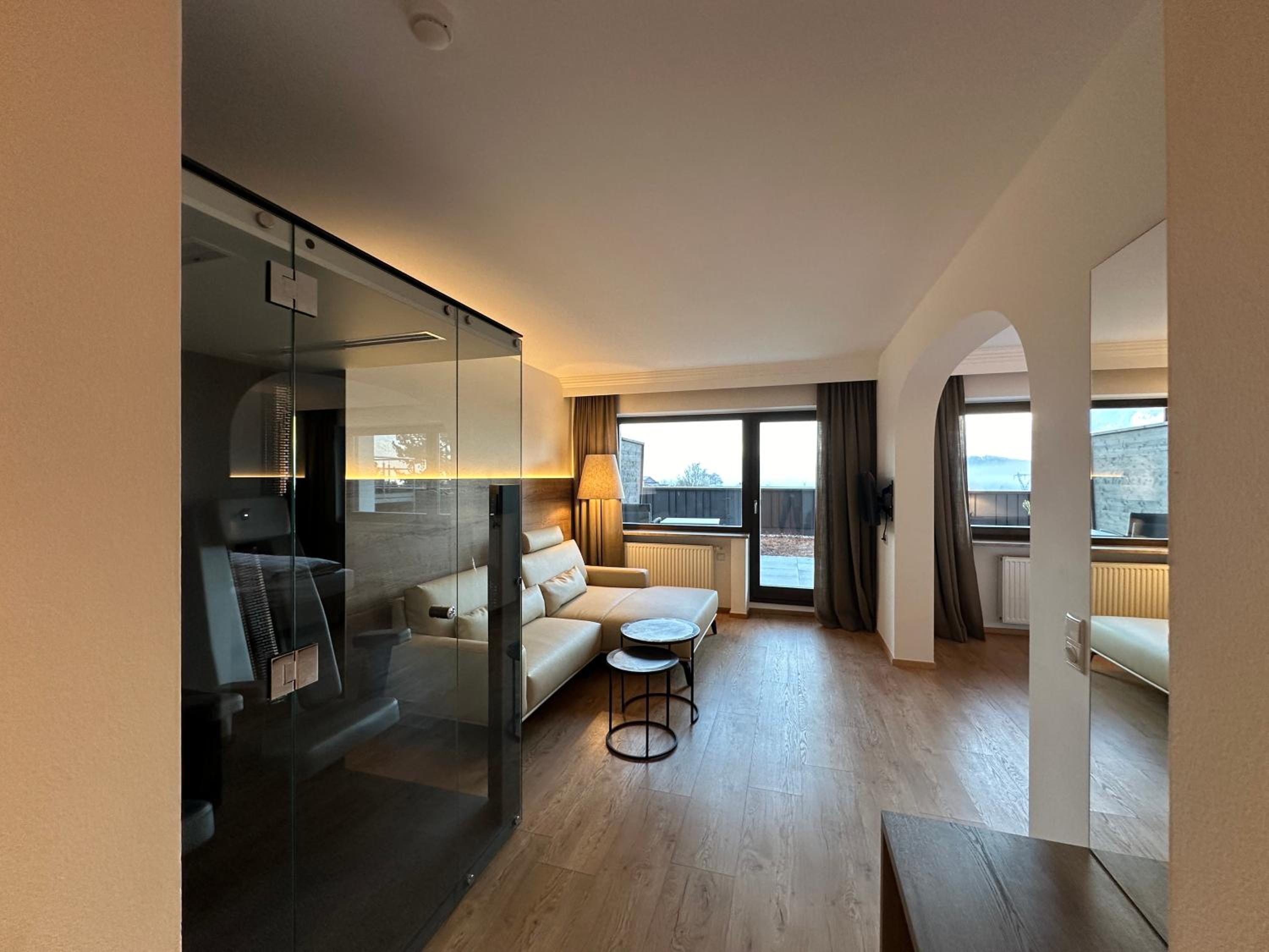 Suite with Sauna - Photo 3