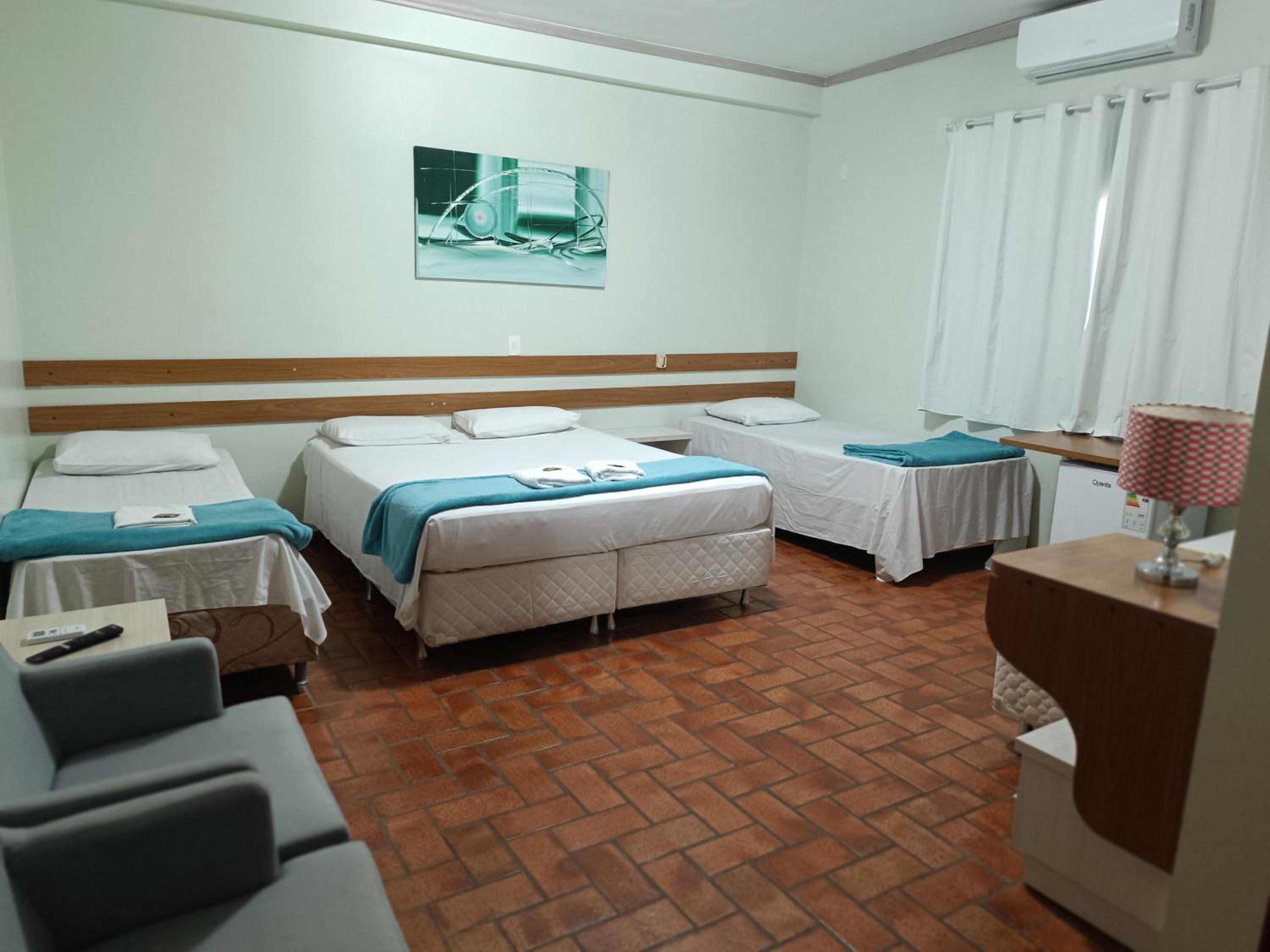 Family Suite - Photo 7