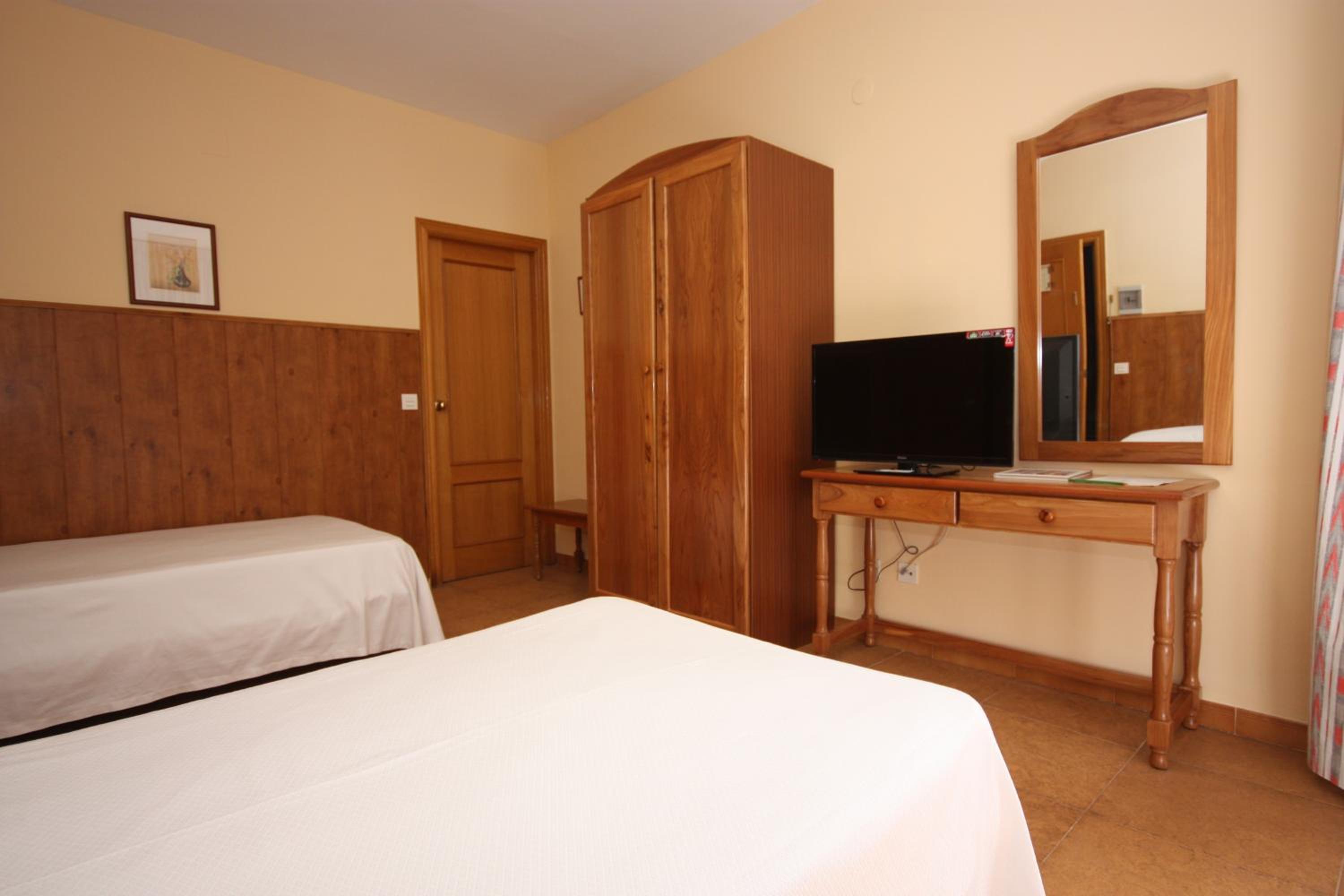 Double Room - Photo 1