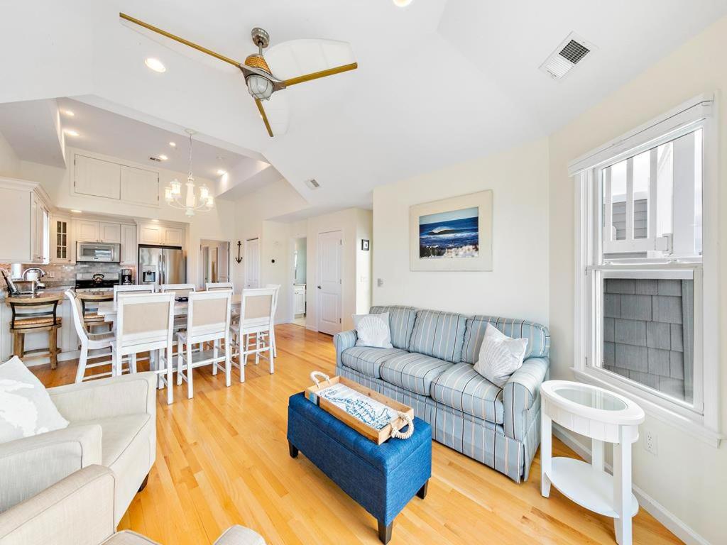 Four-Bedroom Holiday Home photo 2