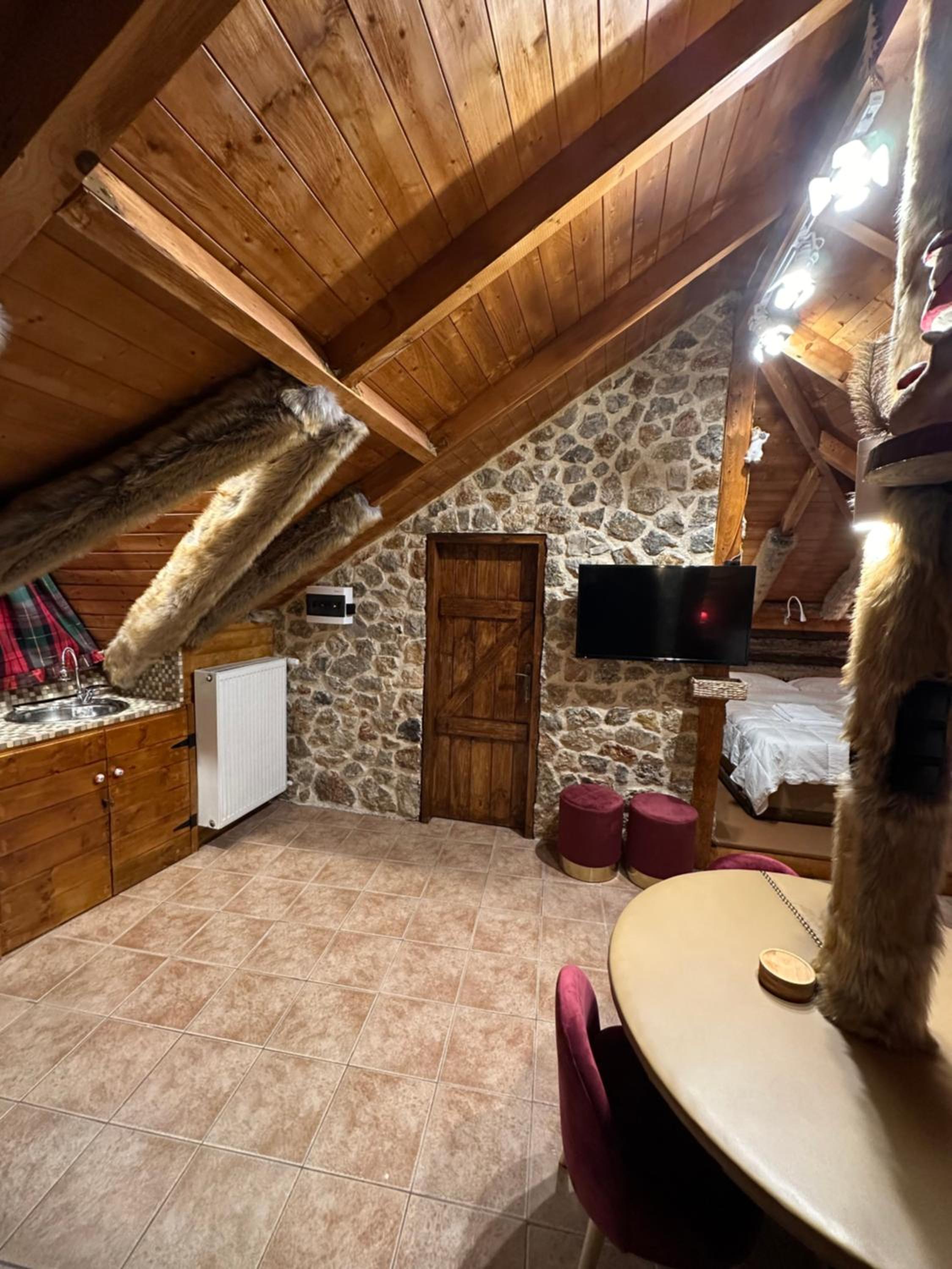 Deluxe Apartment - Photo 10