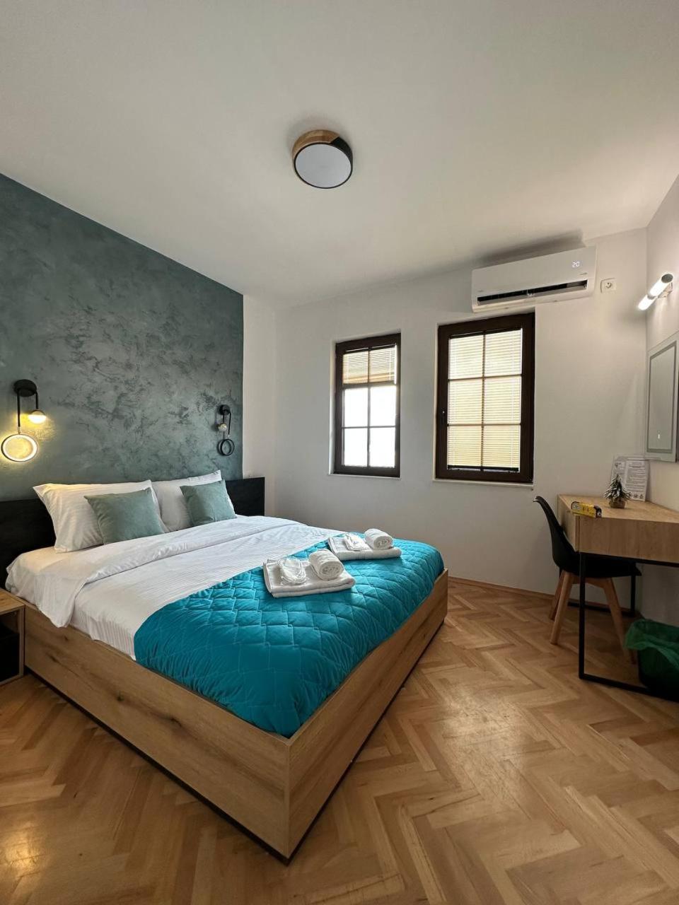 Standard Double Room photo 1