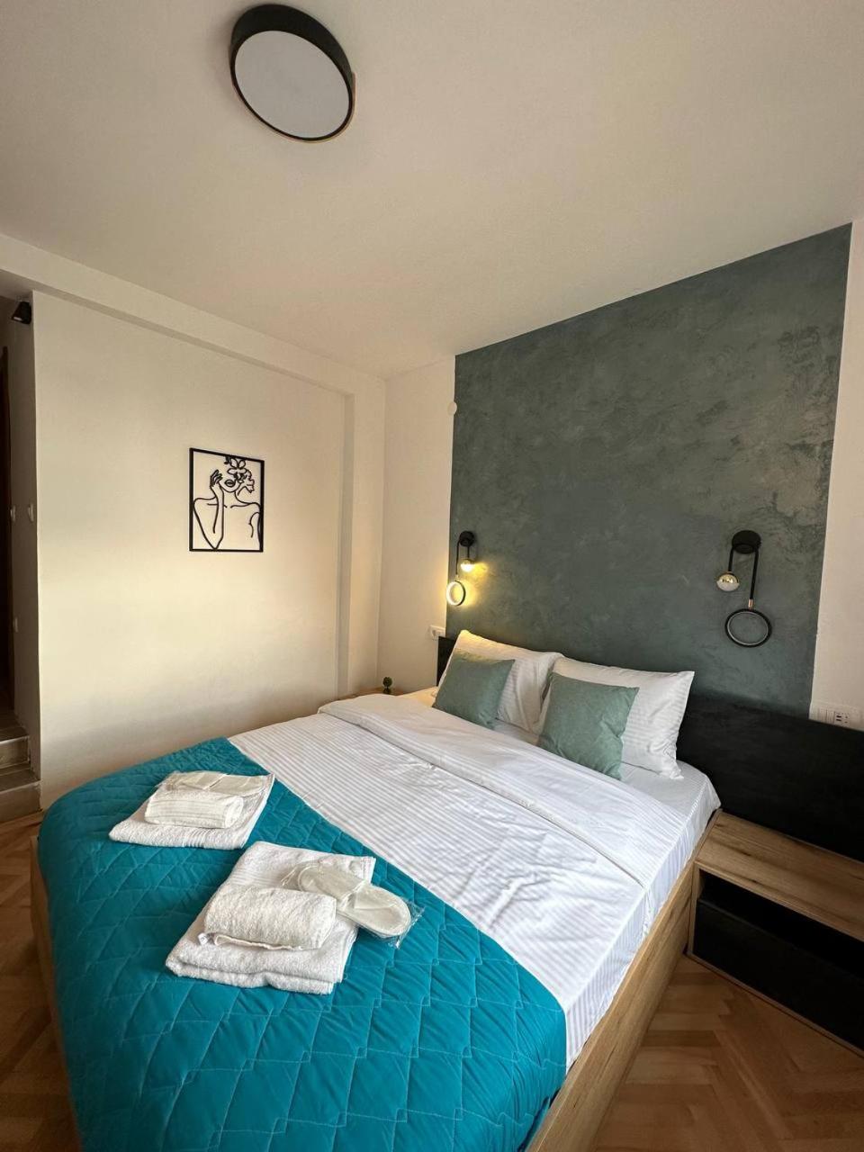 Standard Double Room photo 3
