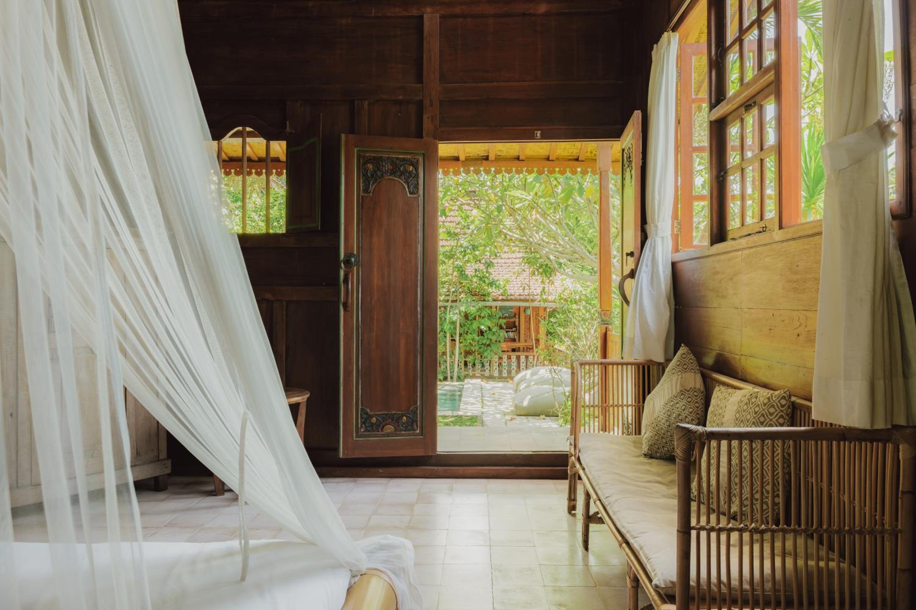 Deluxe Double Room with Balcony - Photo 1