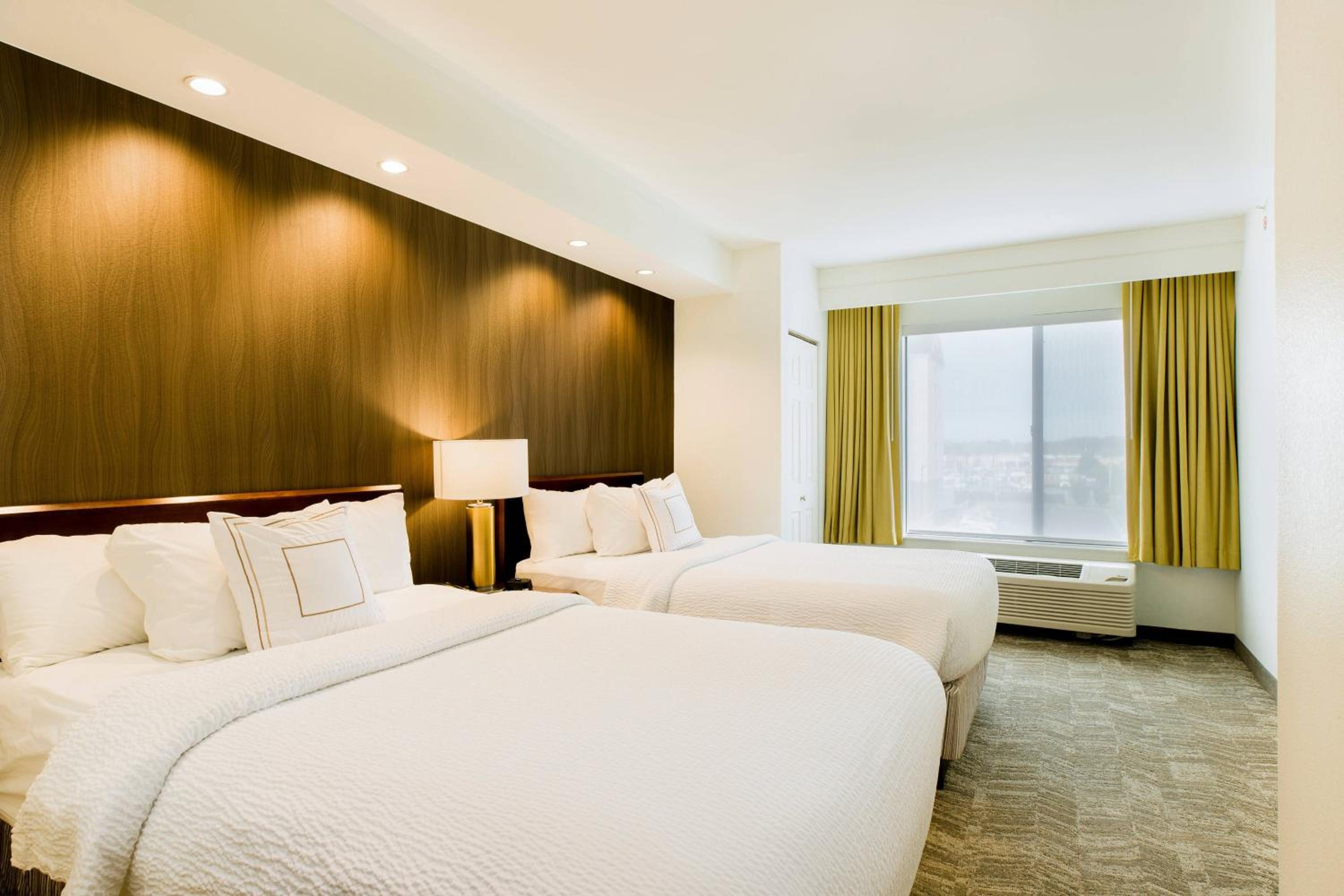 Double Suite with Two Double Beds and Trundle Sofa photo 2