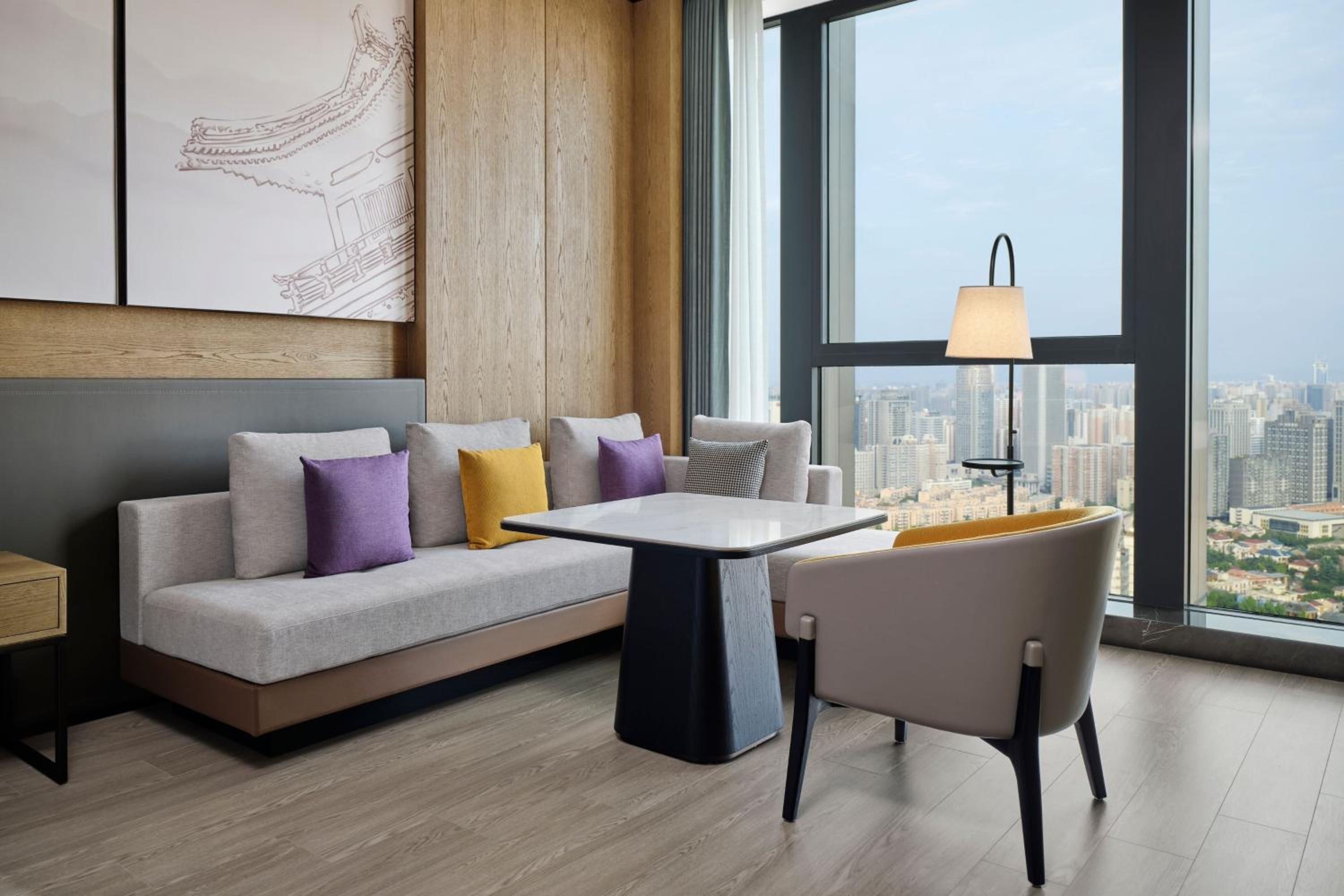 Executive King Room - Club Lounge Access