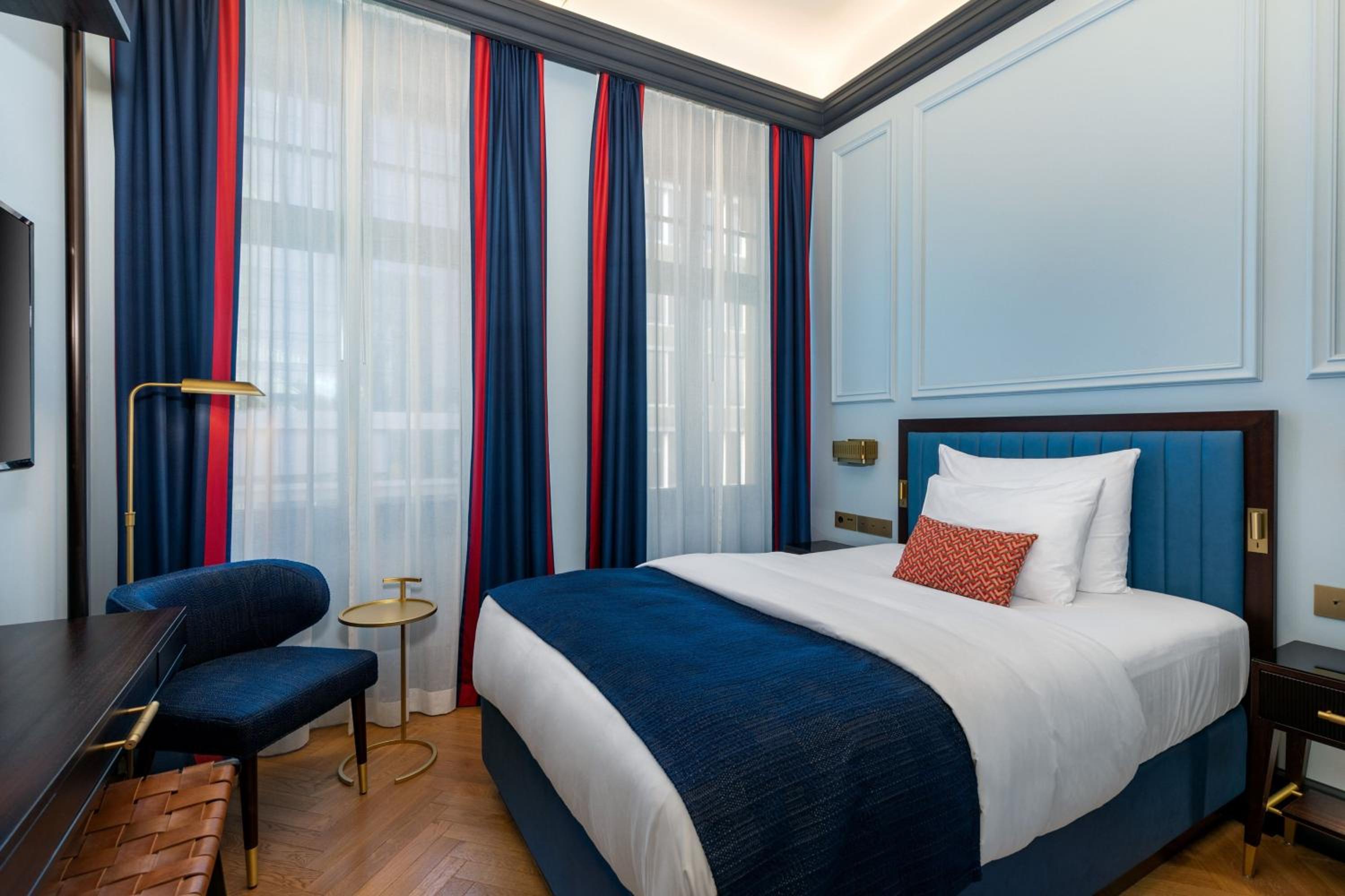 Small Standard Single Room