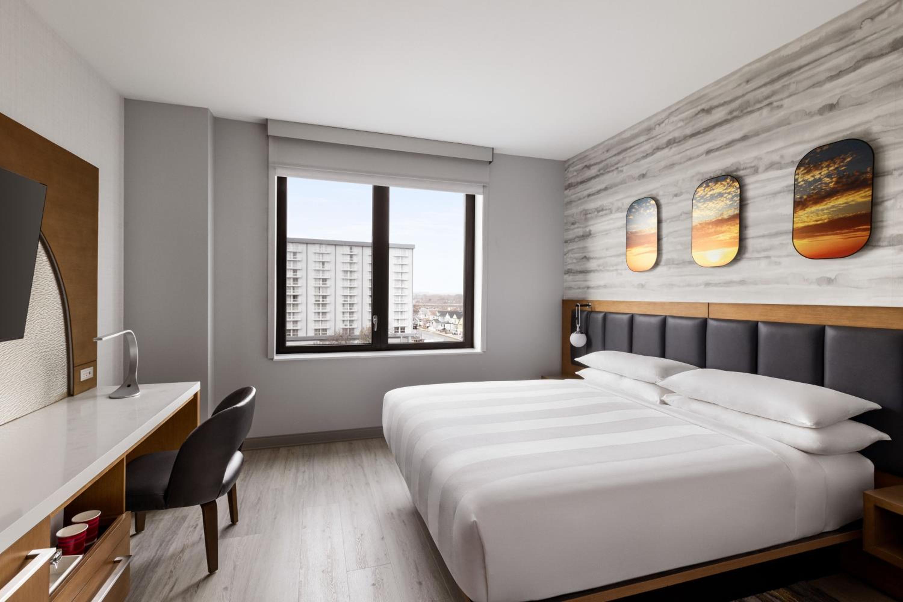 Standard King Room - Photo 1