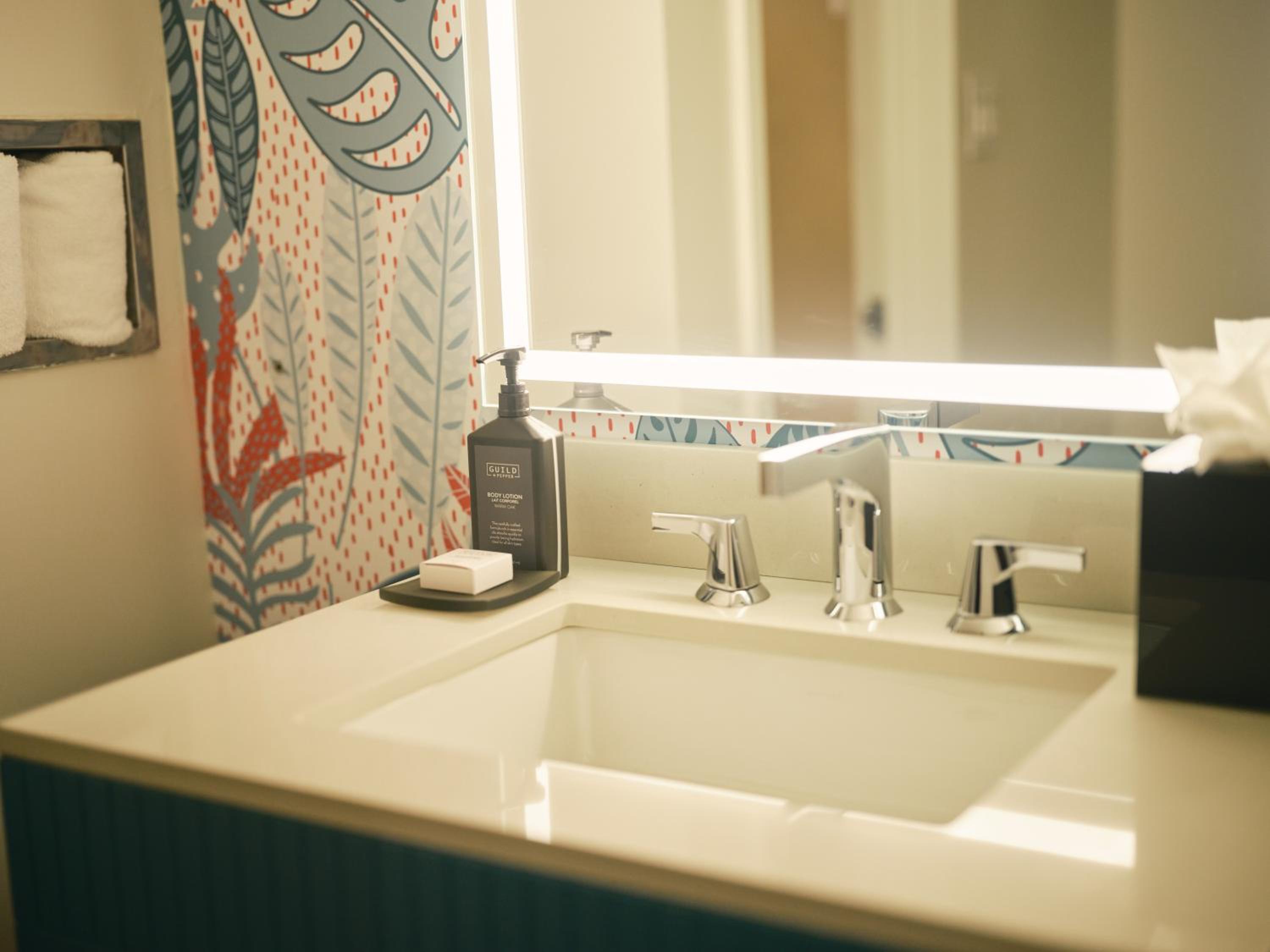 King Suite - Photo 7