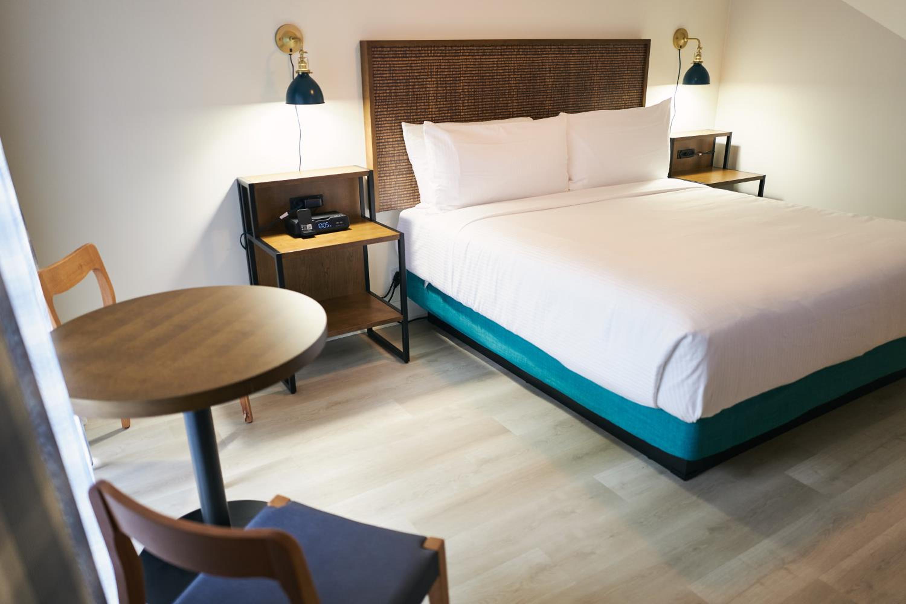King Suite - Photo 3