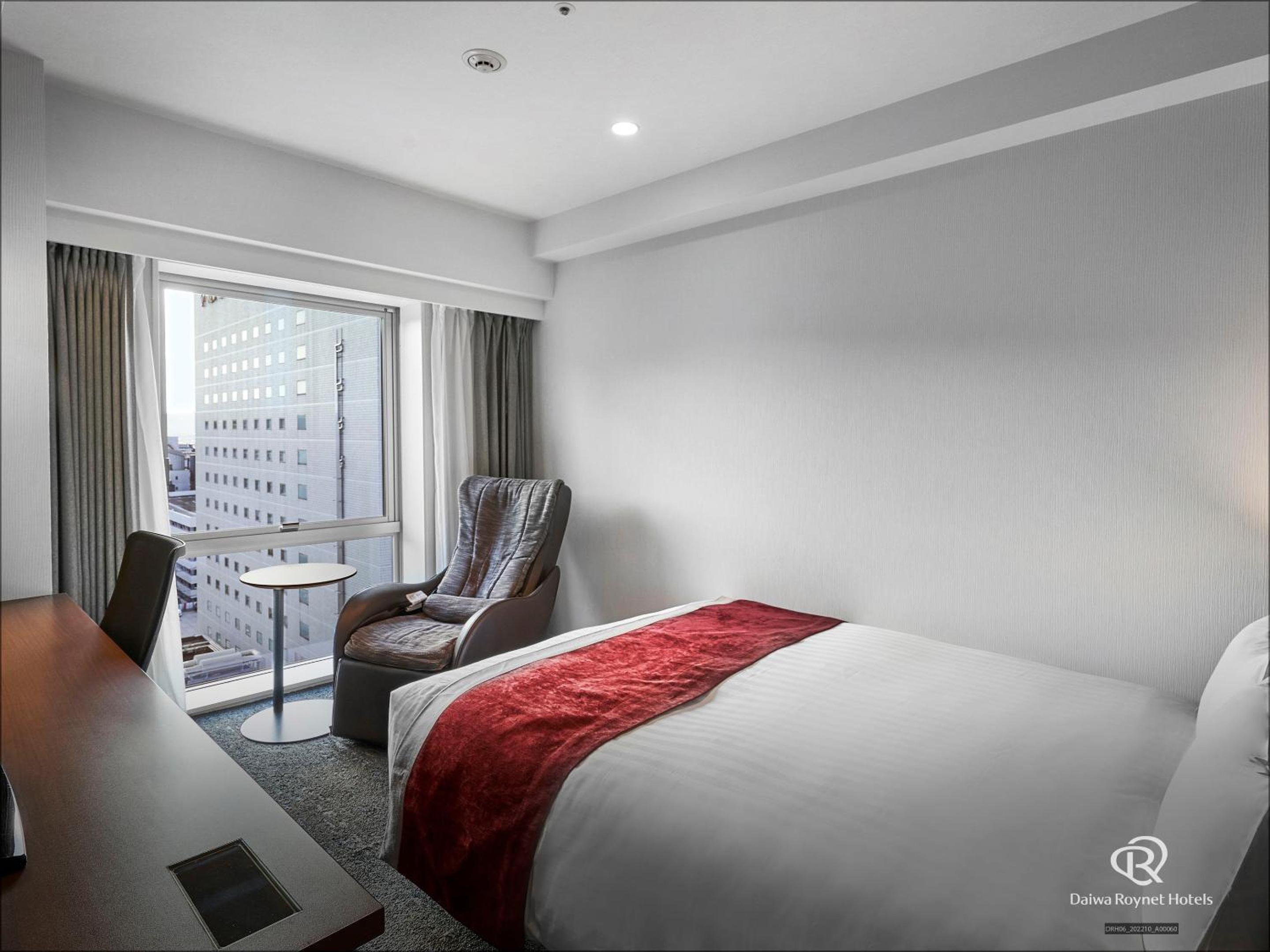 Deluxe Double Room with No View - Photo 1