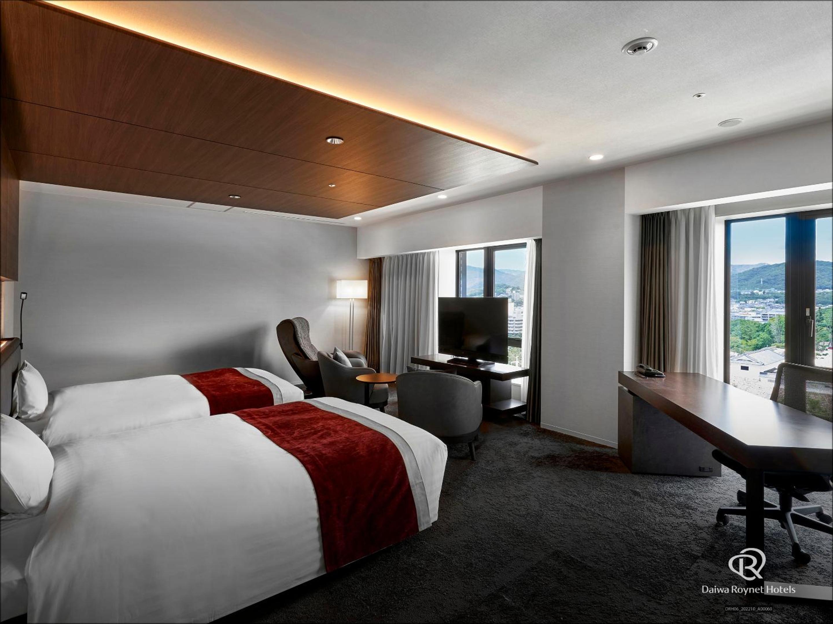 Junior Suite with Castle View - Photo 6