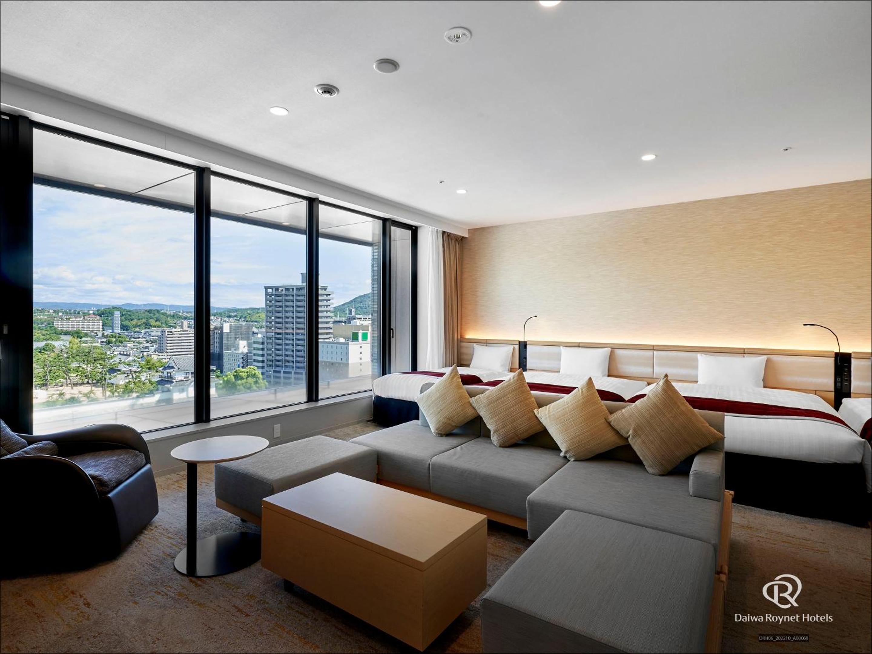 Junior Suite with Castle View photo 2