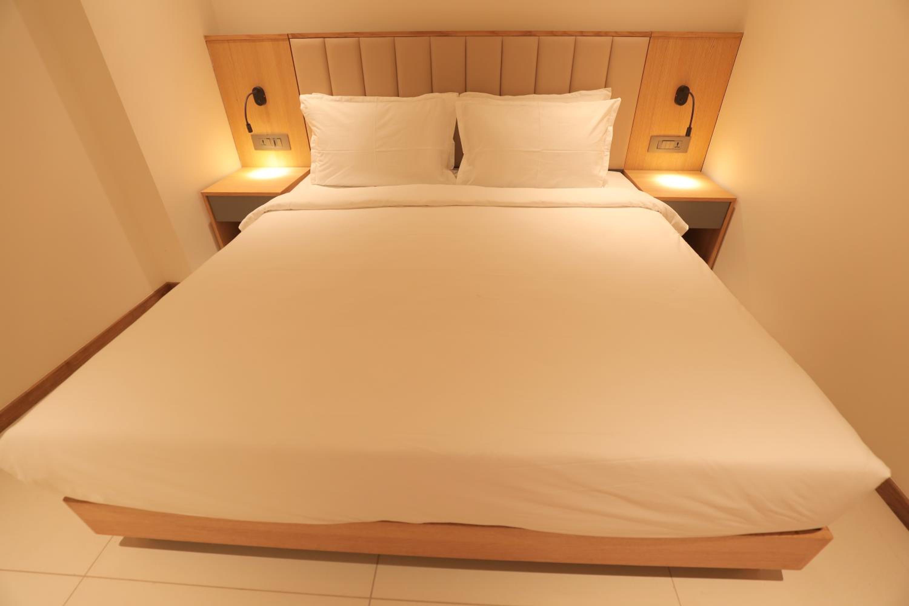 Two Bedroom Suite - Photo 5