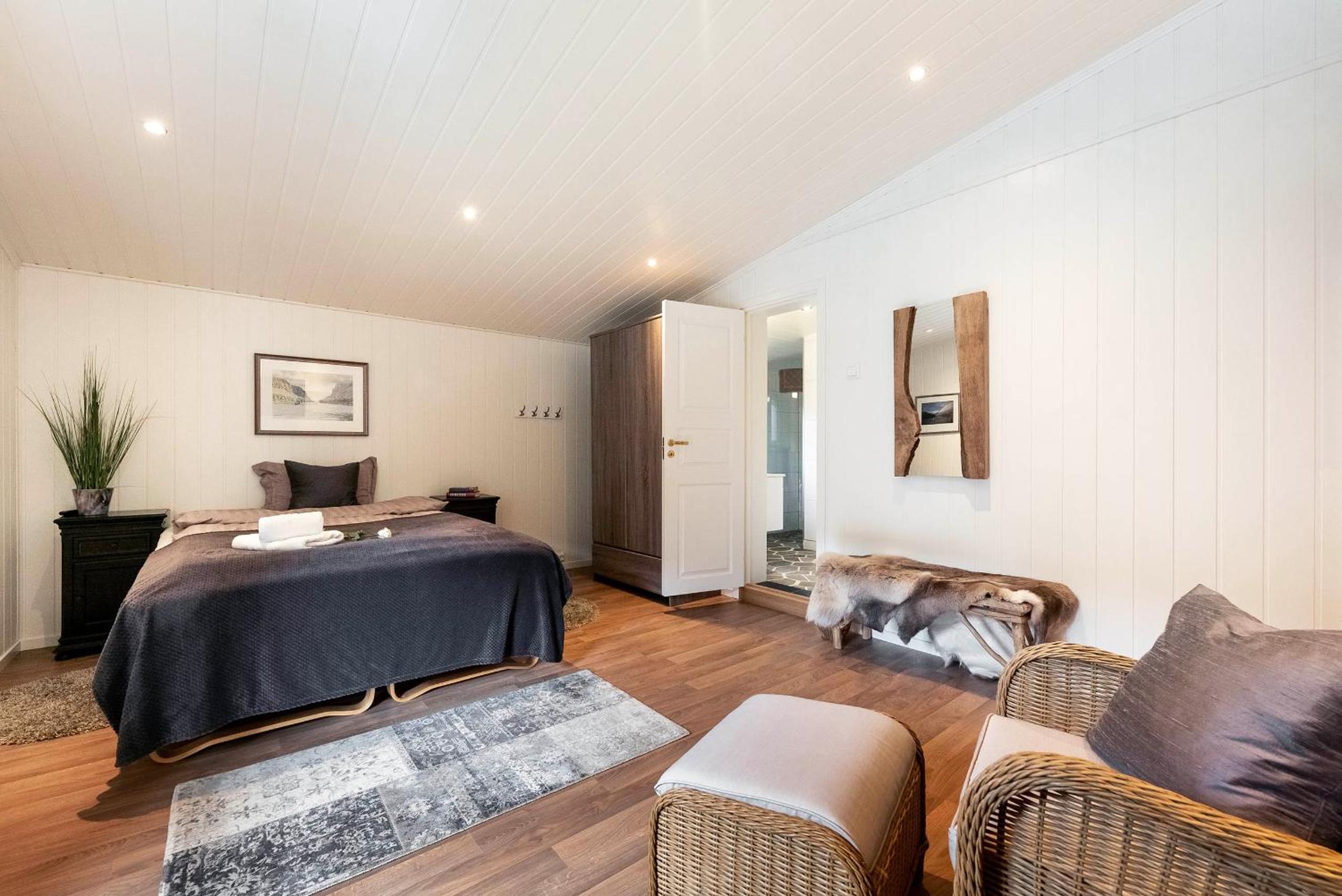 Suite with Mountain View photo 1