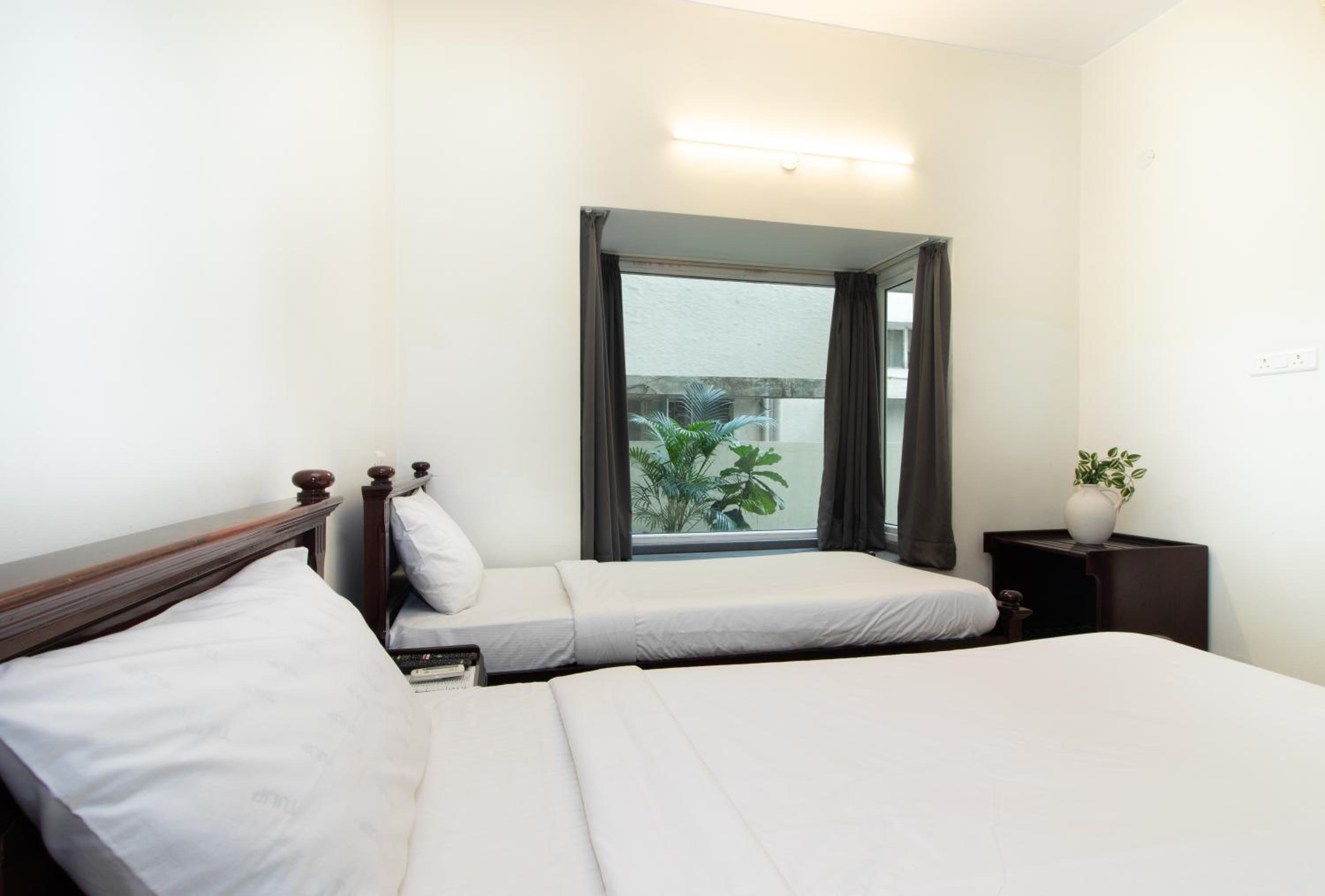 Deluxe Twin Room - Photo 2
